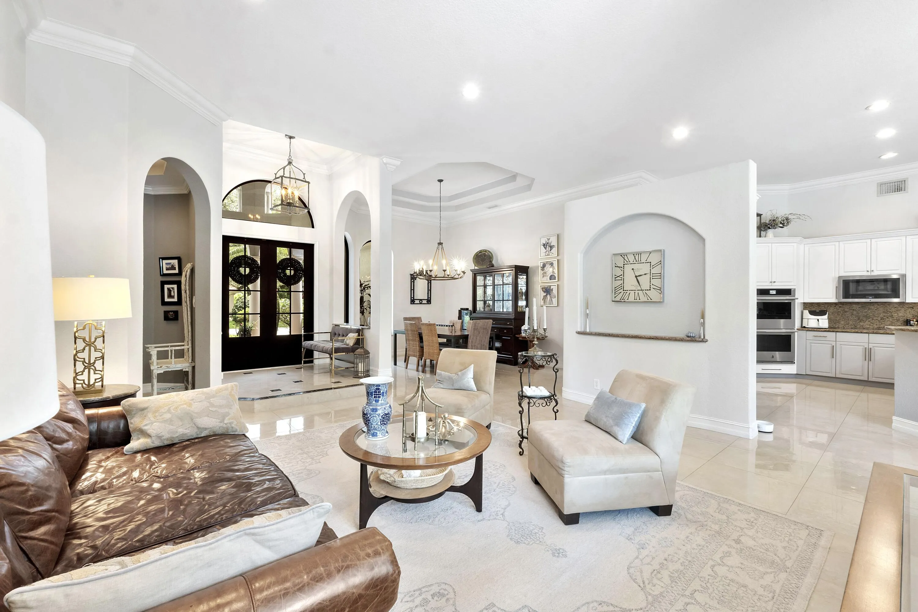 9317 NW 62nd Ct_045