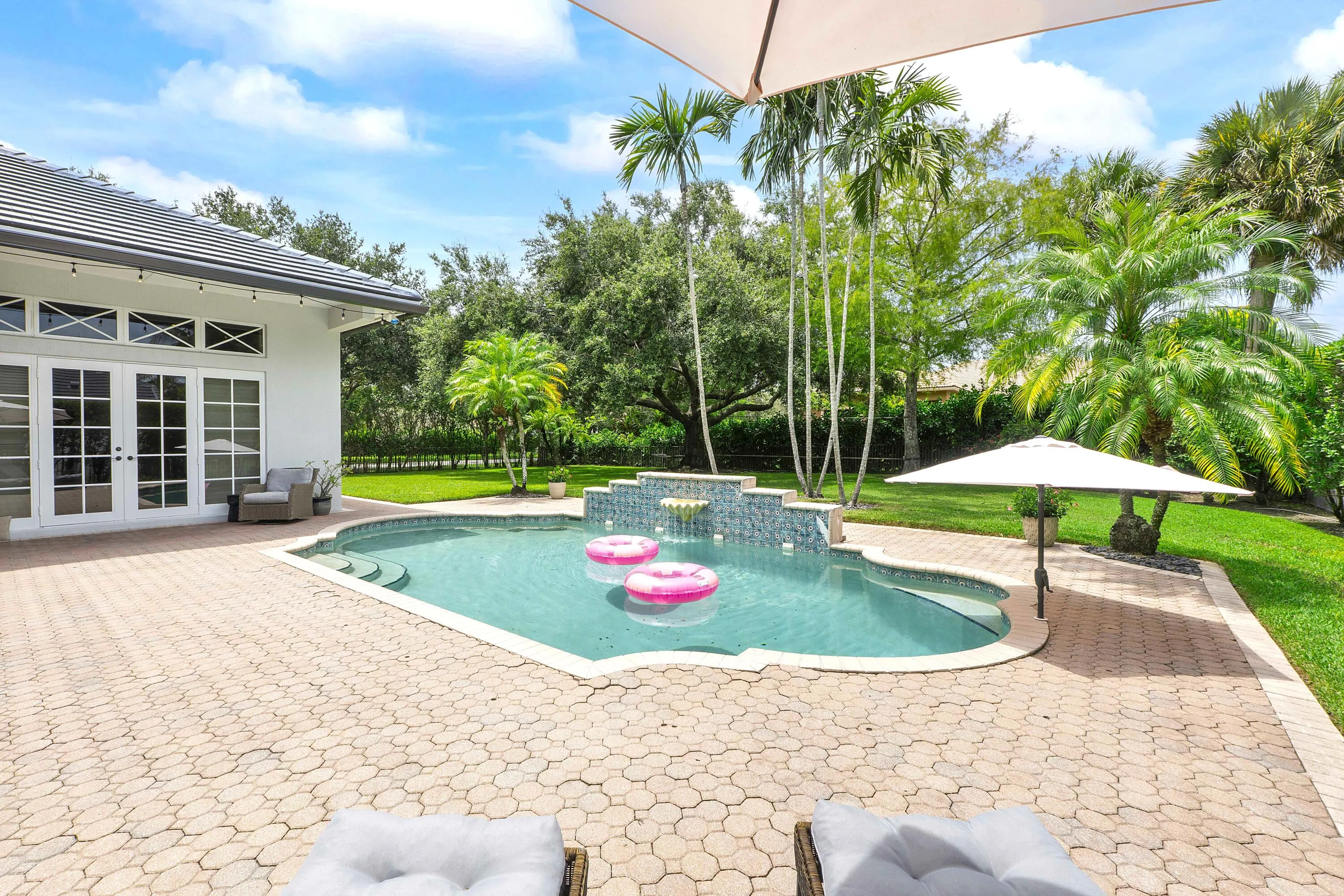 9317 NW 62nd Ct_033