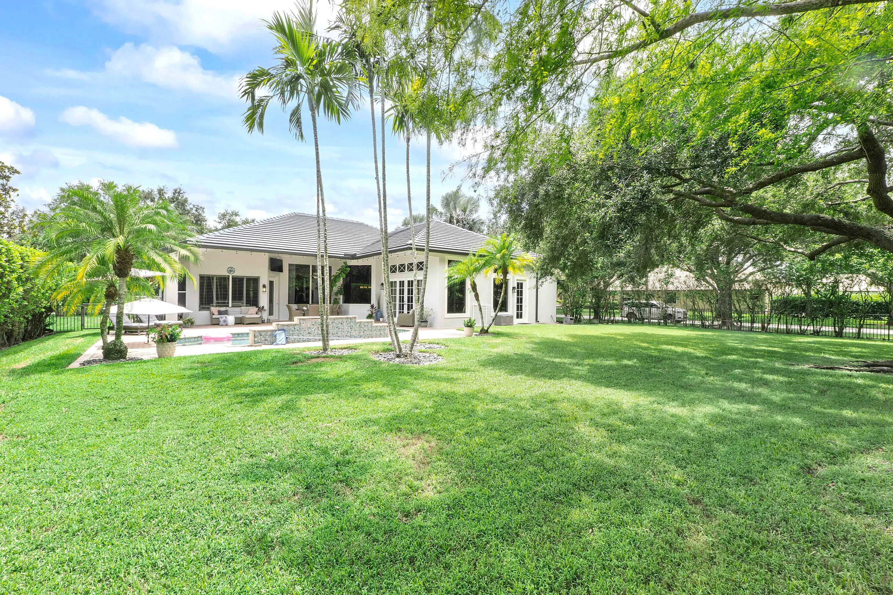 9317 NW 62nd Ct_034