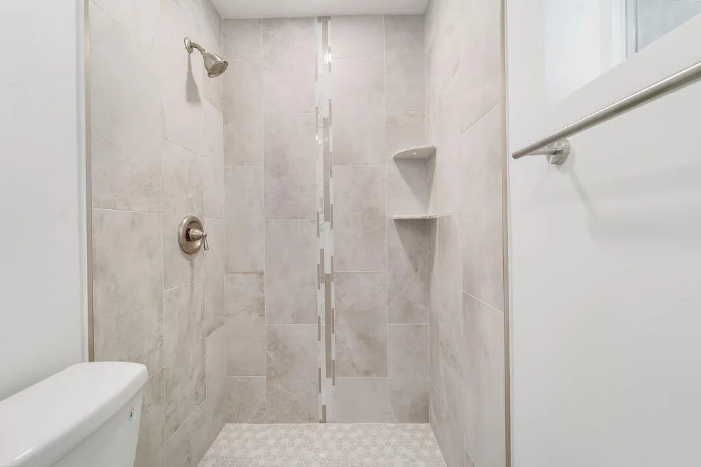 4317BirdwoodSt7-2