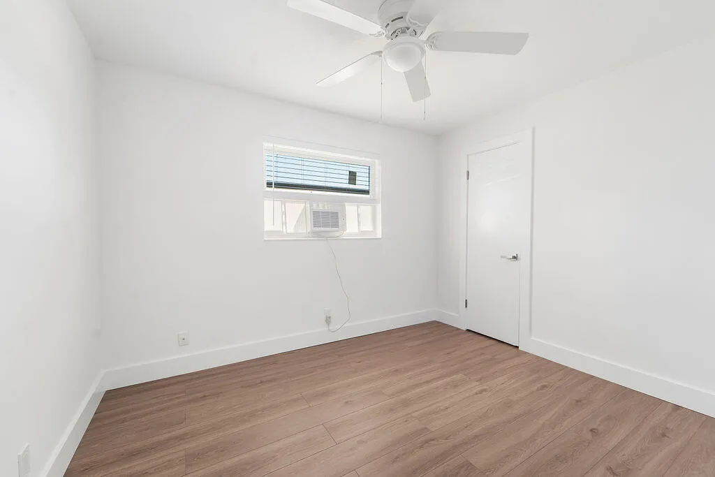4317BirdwoodSt22-3