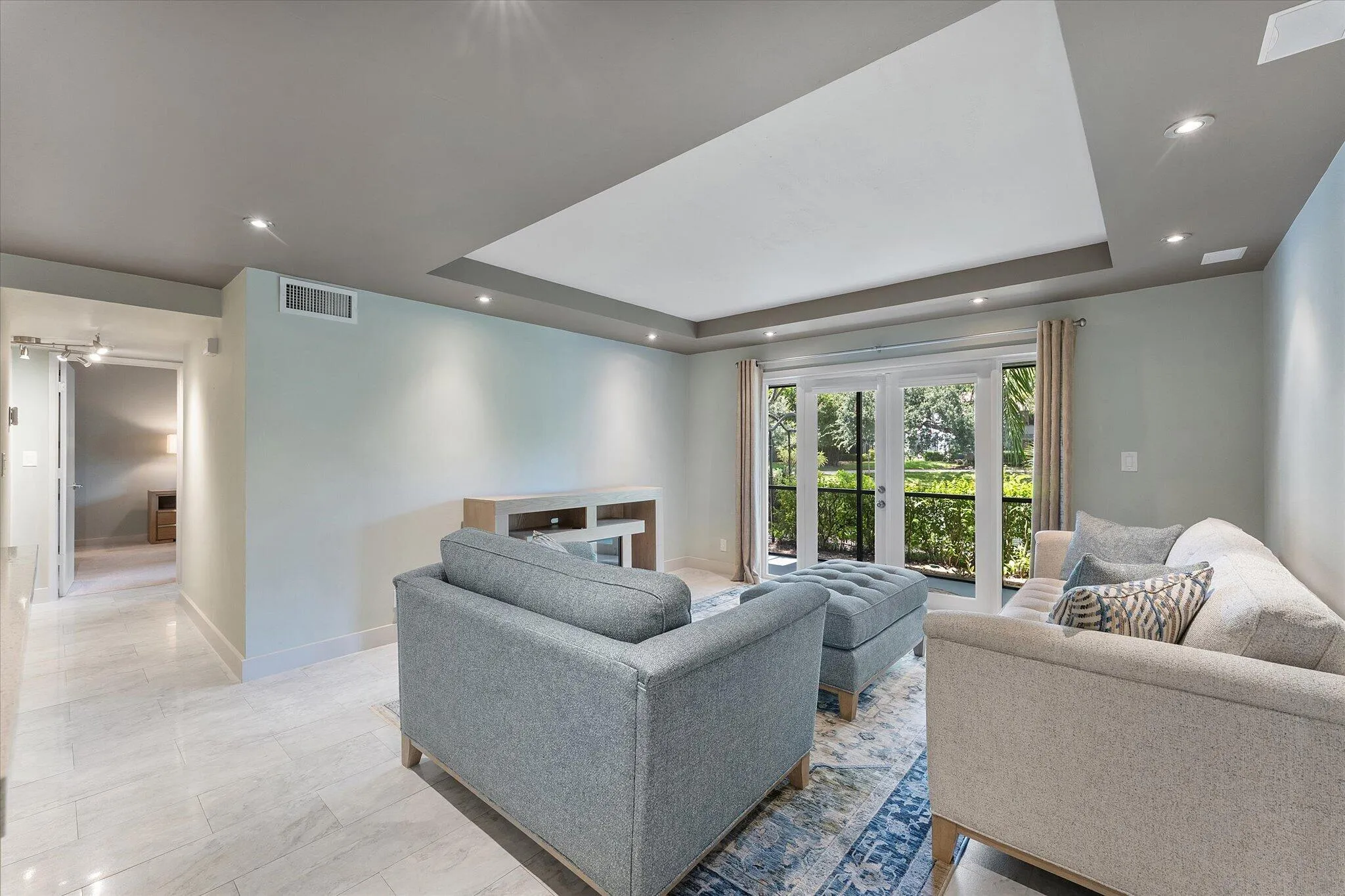 04-2705 Oakland Forest Drive unit 104_00