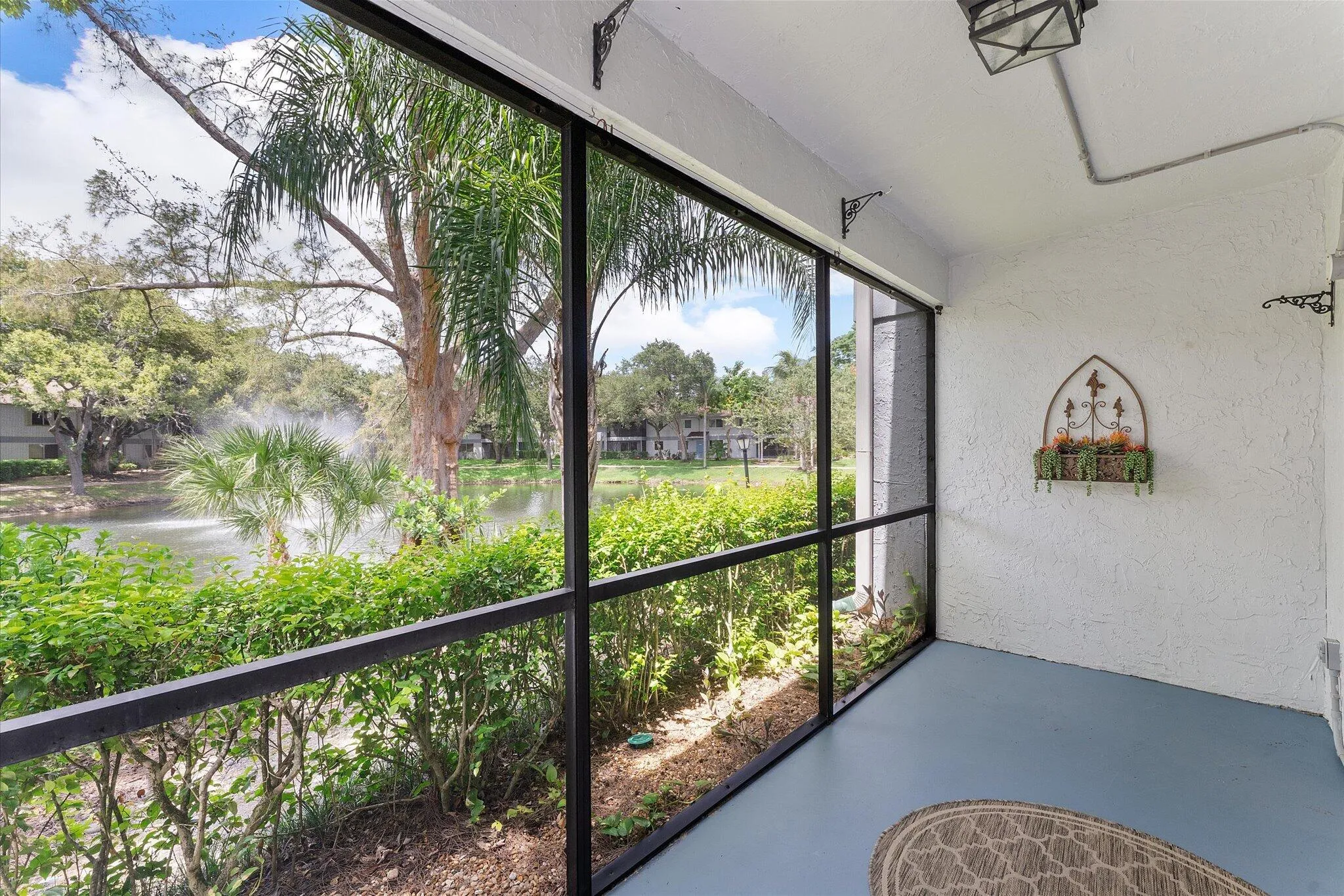 18-2705 Oakland Forest Drive unit 104_01