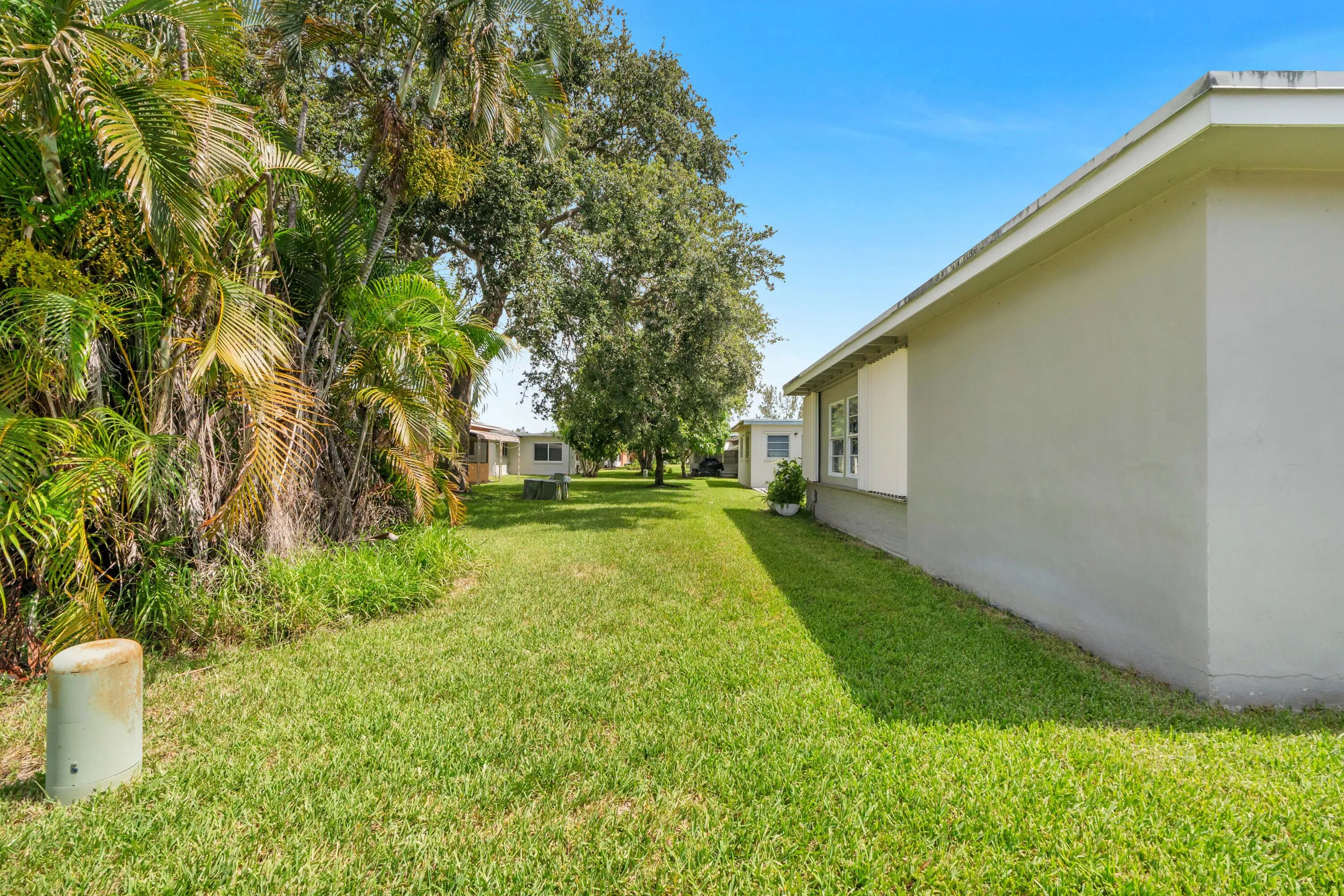 5711 Nw 65th Way-5