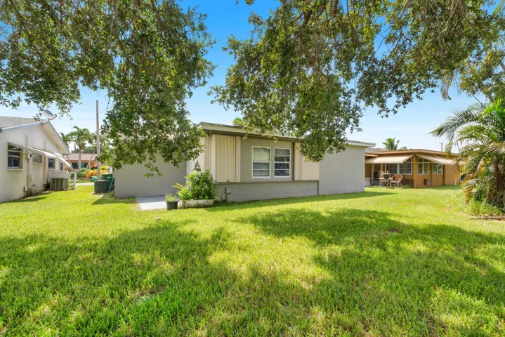 5711 Nw 65th Way-7