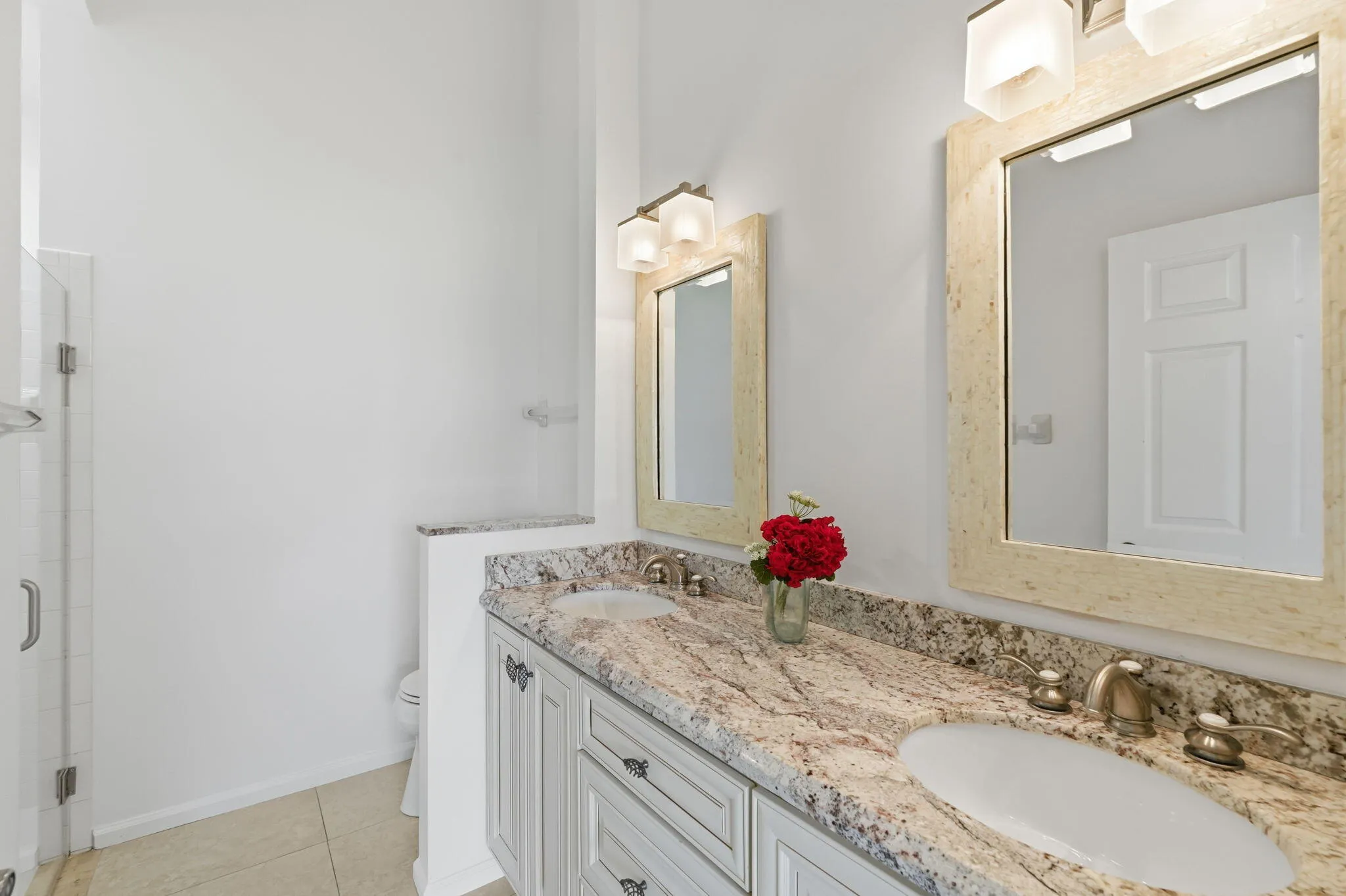 5-web-or-mls-6616_Marissa_Cir_005