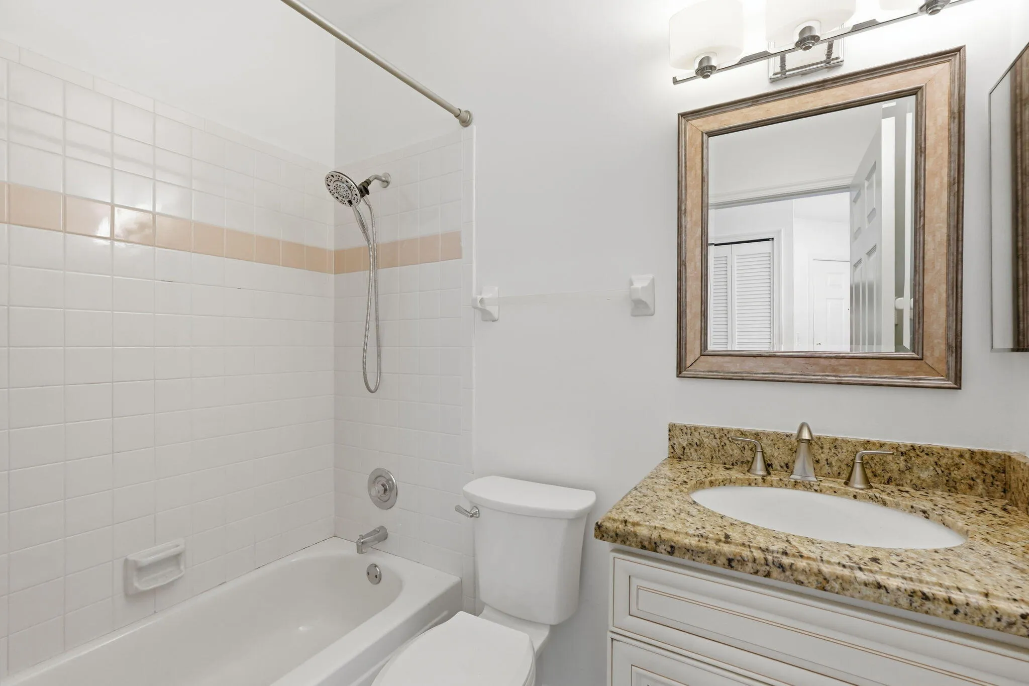 10-web-or-mls-6616_Marissa_Cir_010