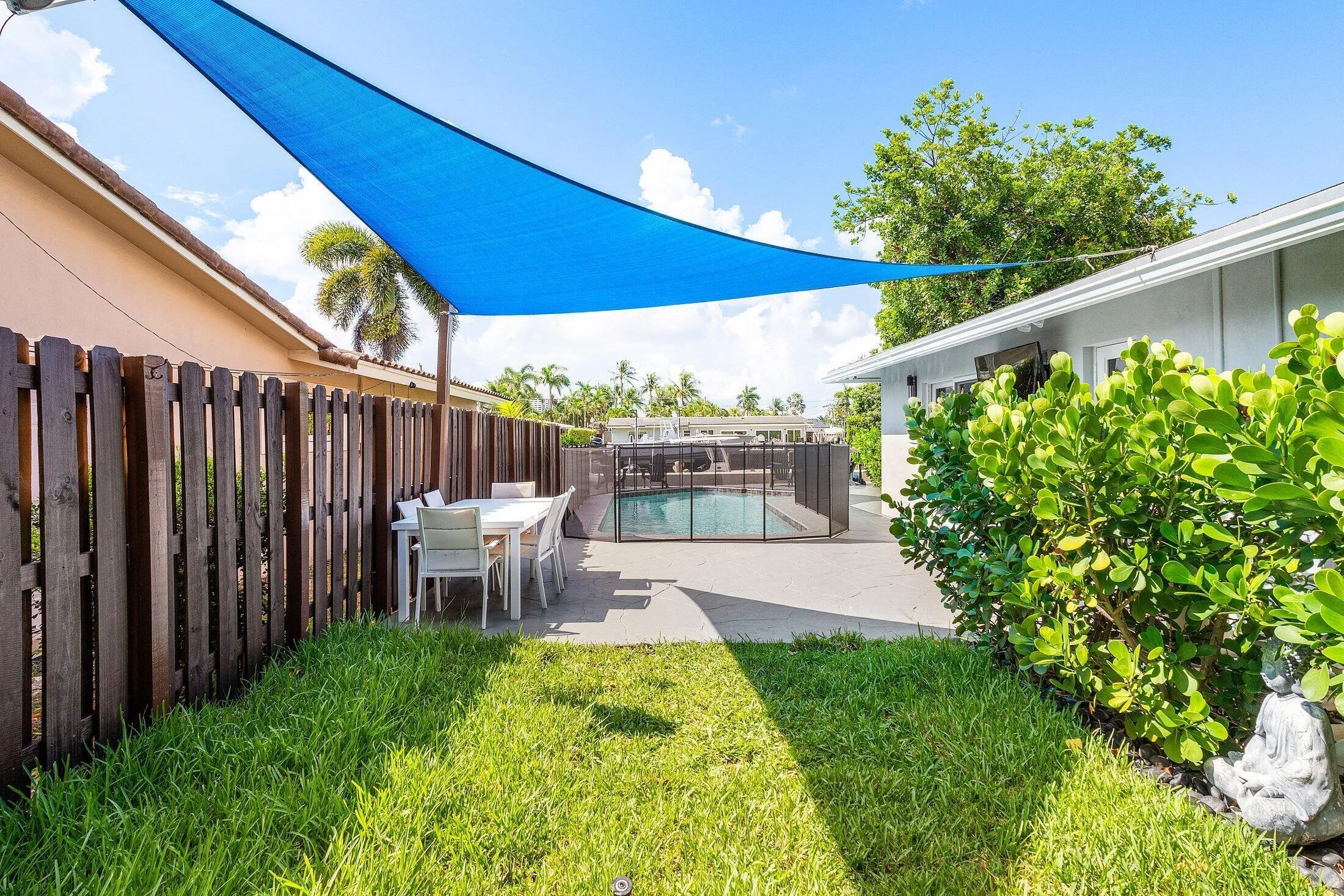 041-2200Southeast9thStreet-PompanoBeach-