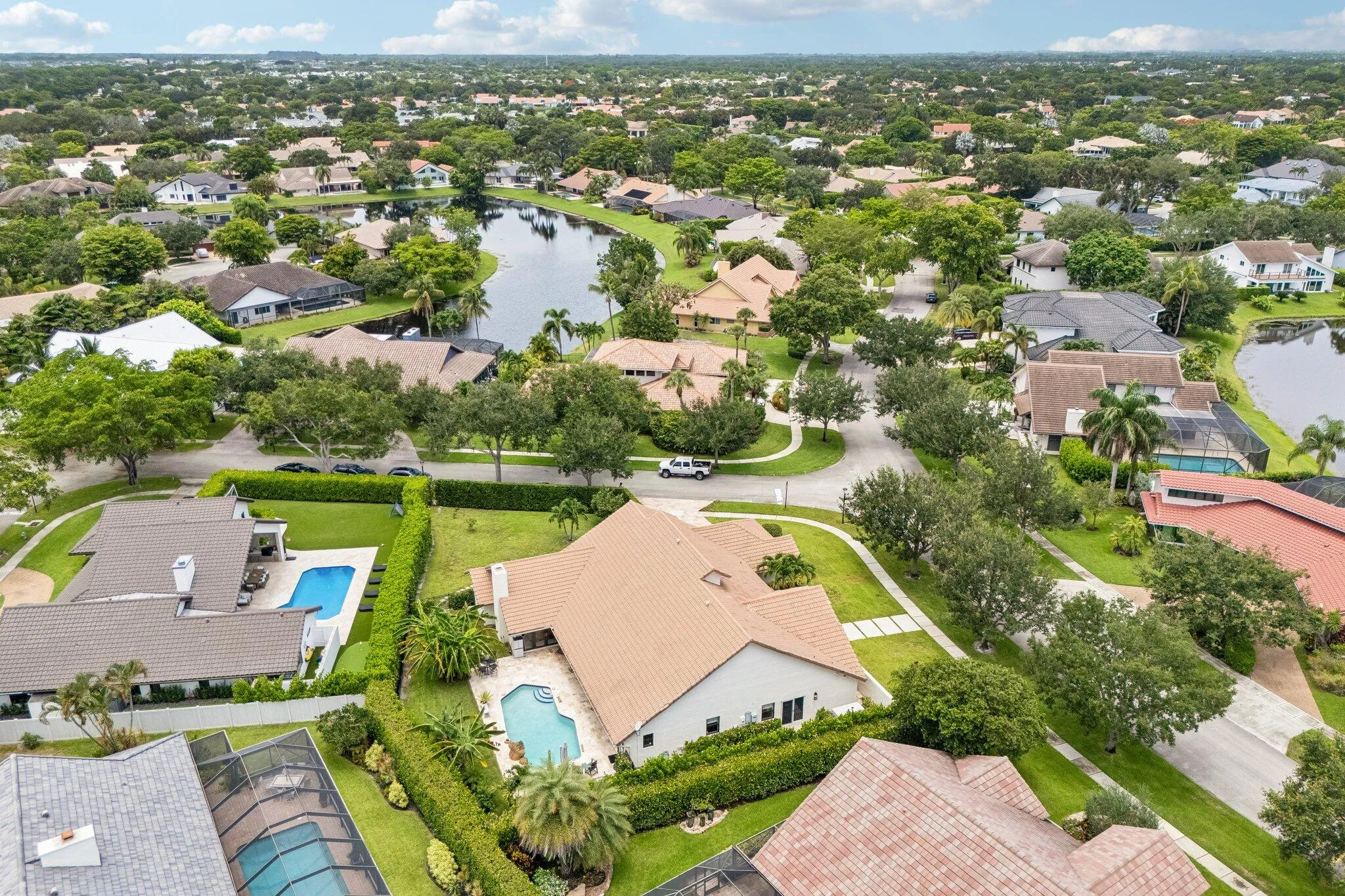 53-web-or-mls-Equestrian Dr-S1707-053