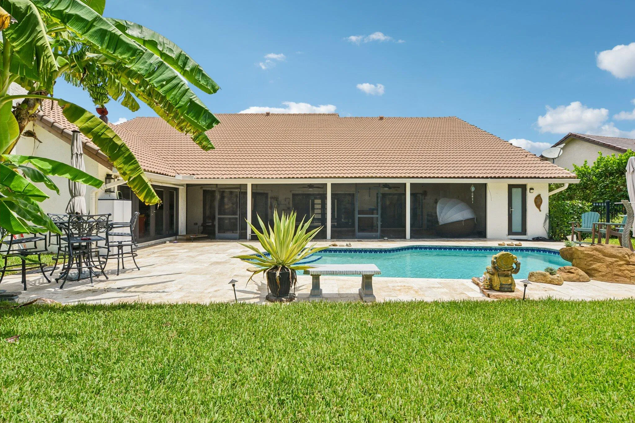 49-web-or-mls-Equestrian Dr-S1707-049