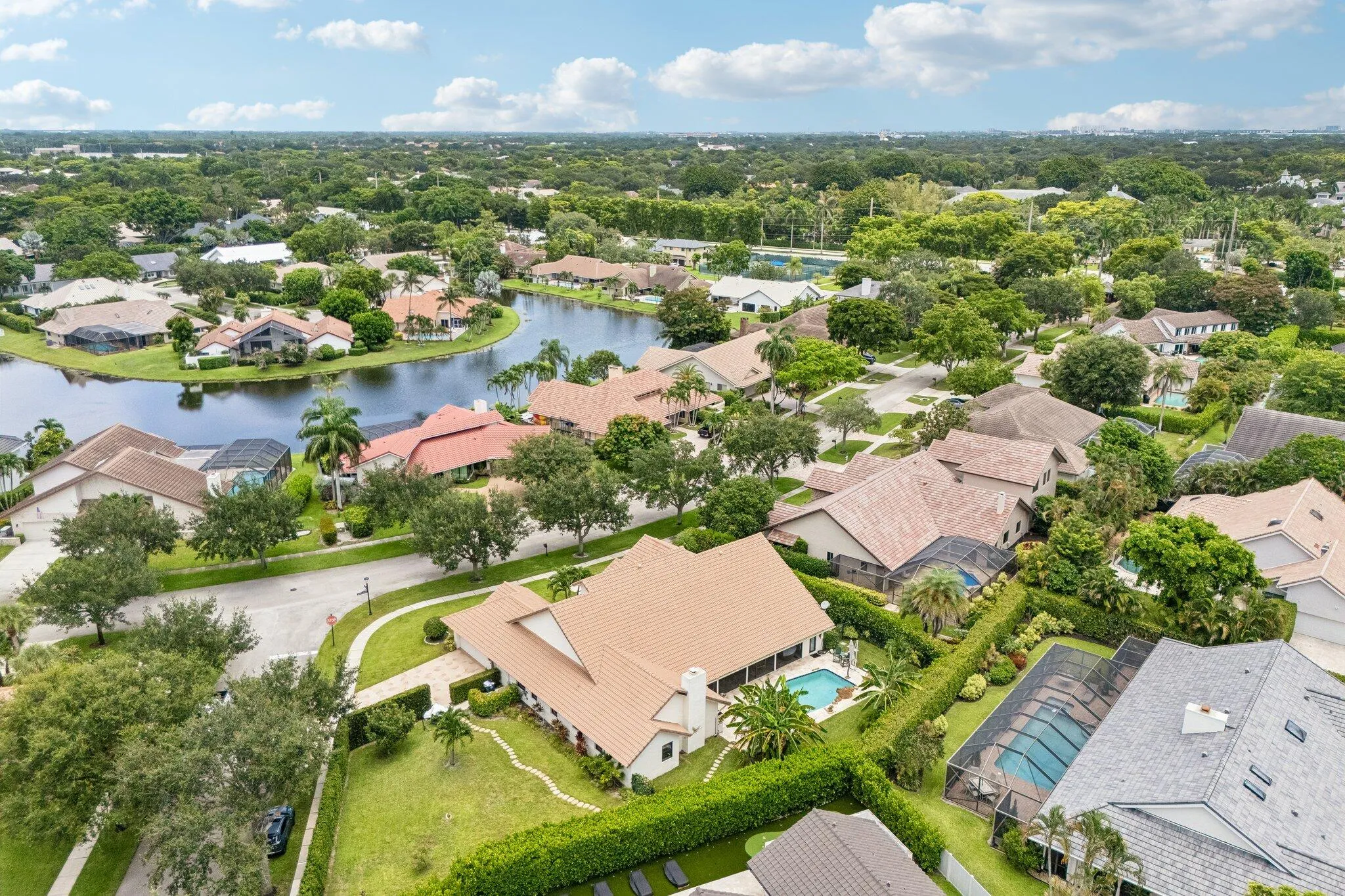 52-web-or-mls-Equestrian Dr-S1707-052