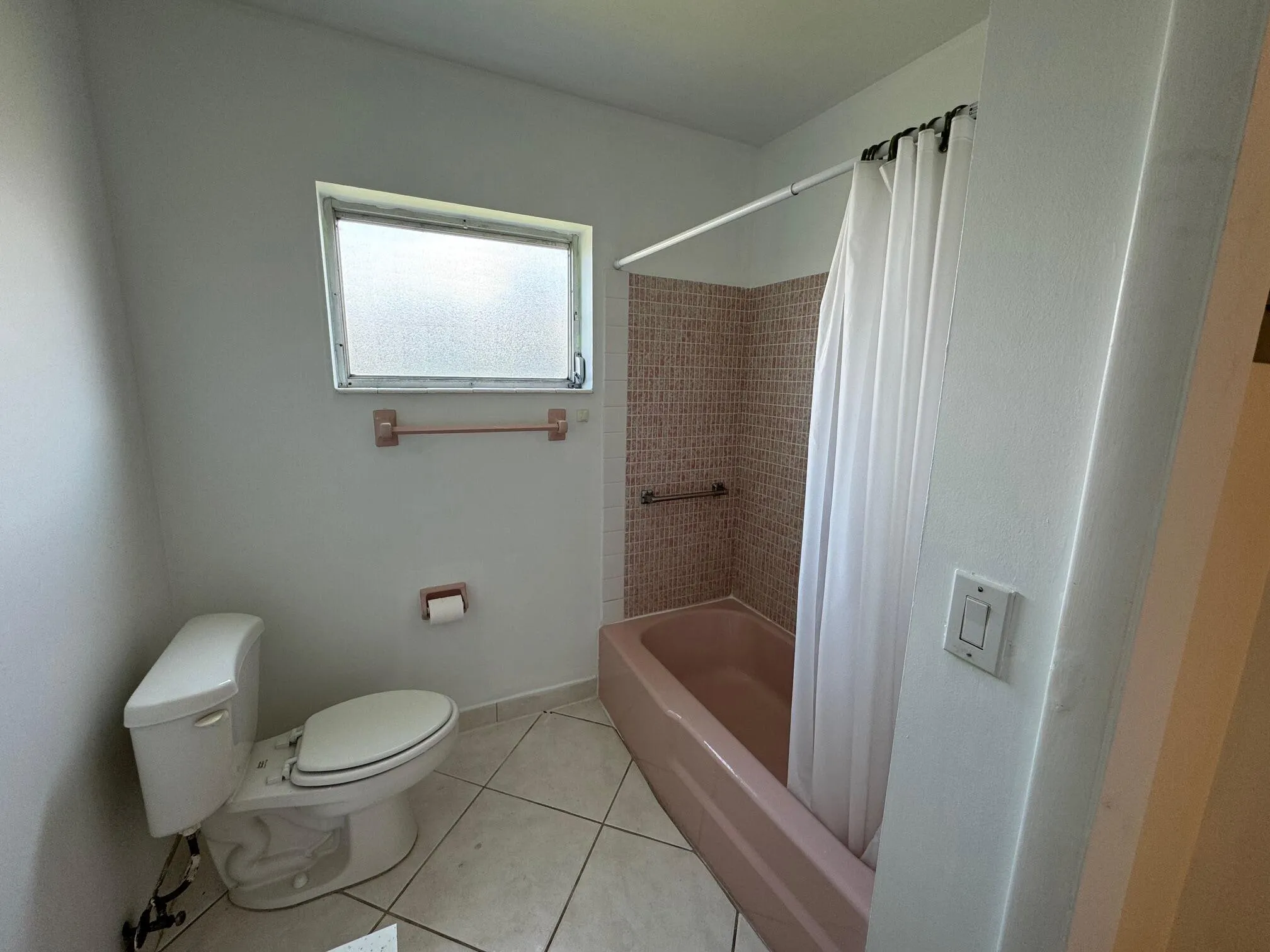 TUB/SHOWER COMBO