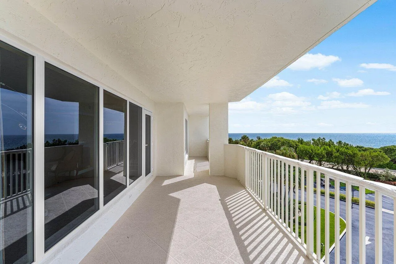 Balcony East