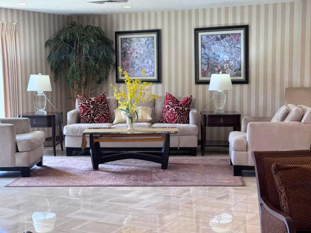 Lobby seating arrangements.