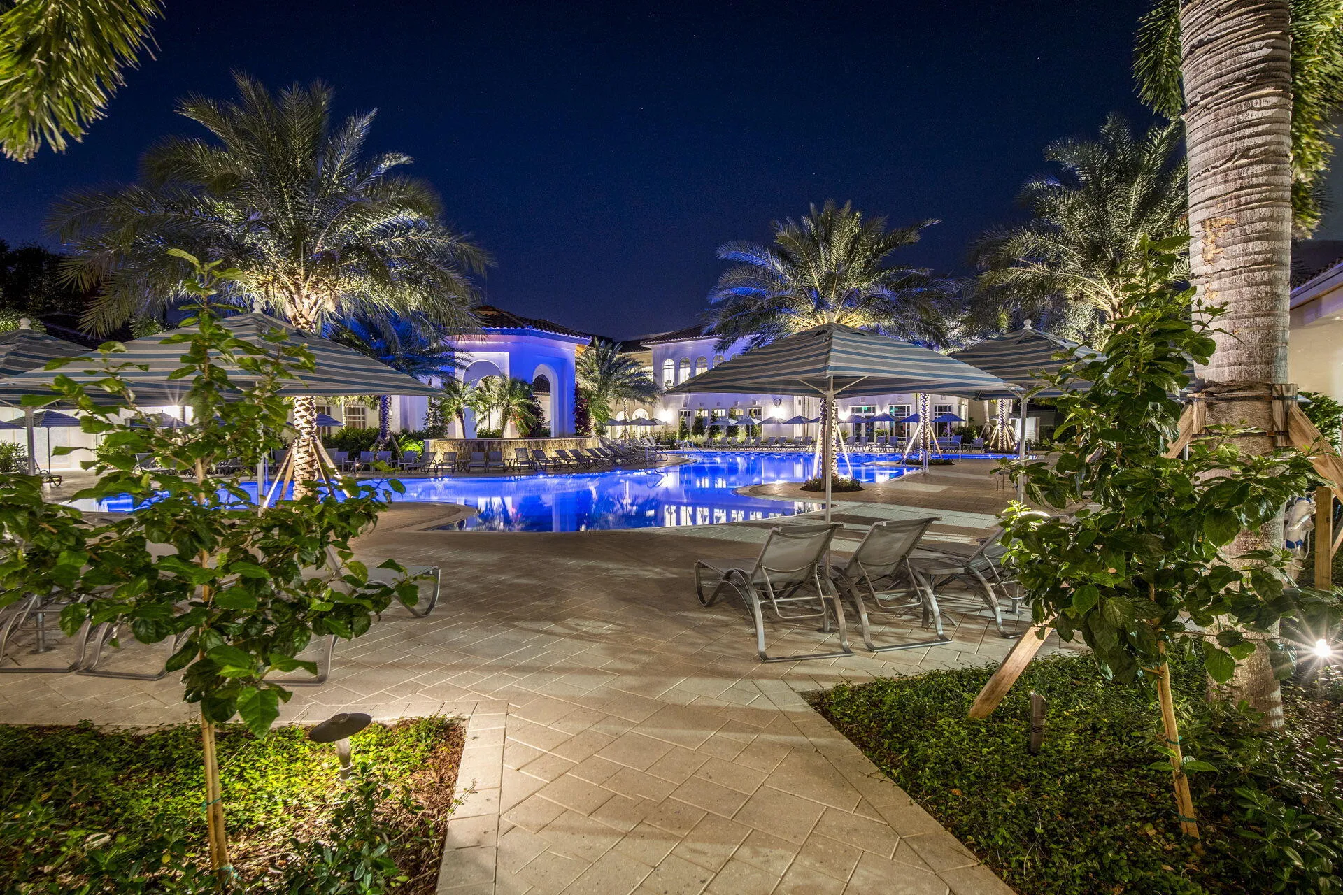 130-web-or-mls-pool deck at night