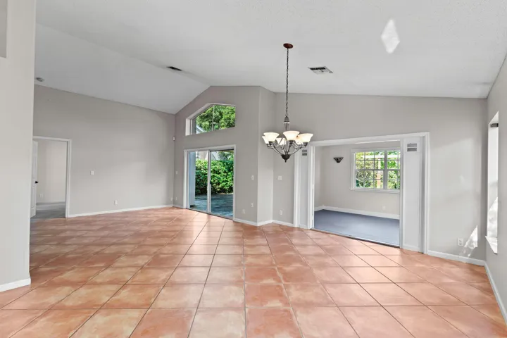 16-web-or-mls-A7409539