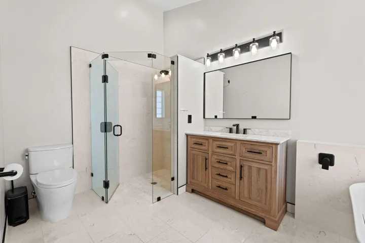 24-web-or-mls-A7409575