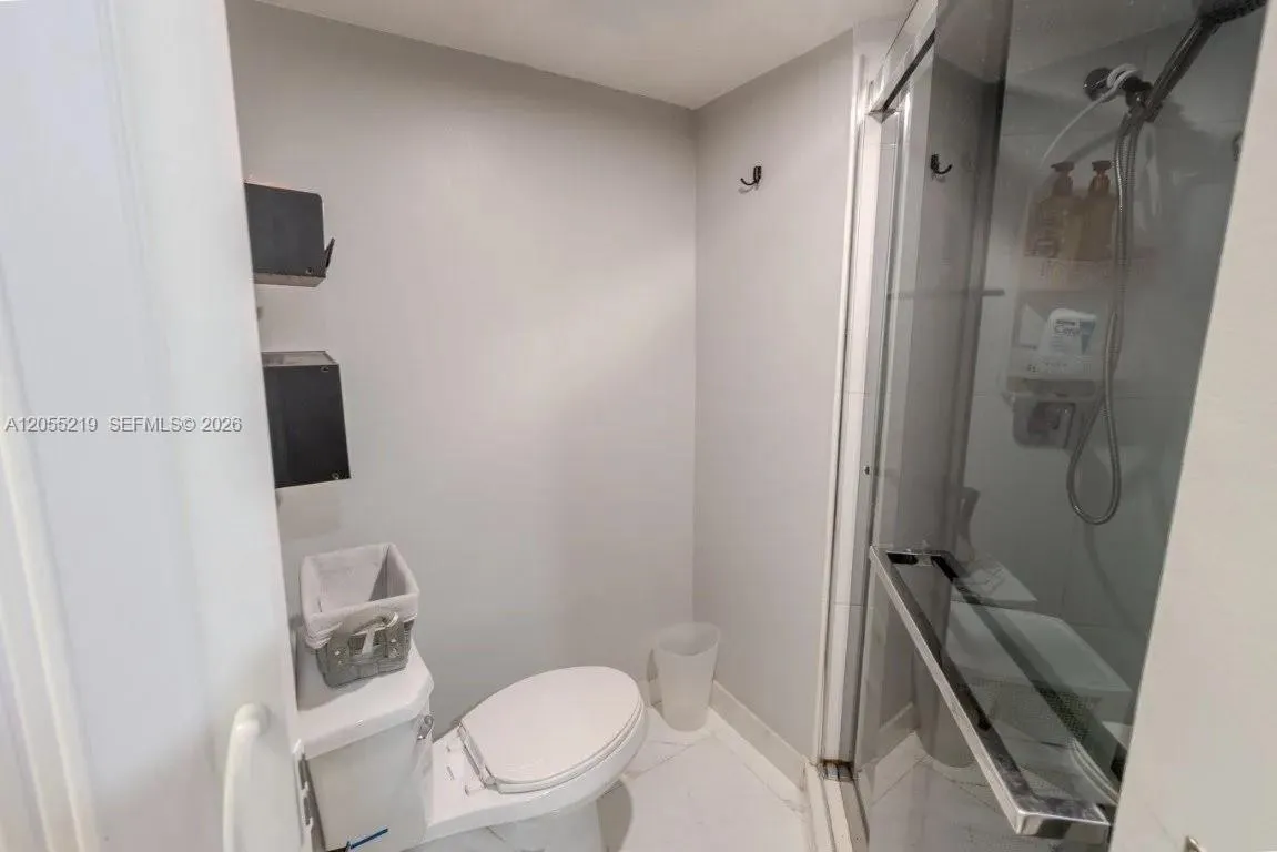 2nd Bathroom