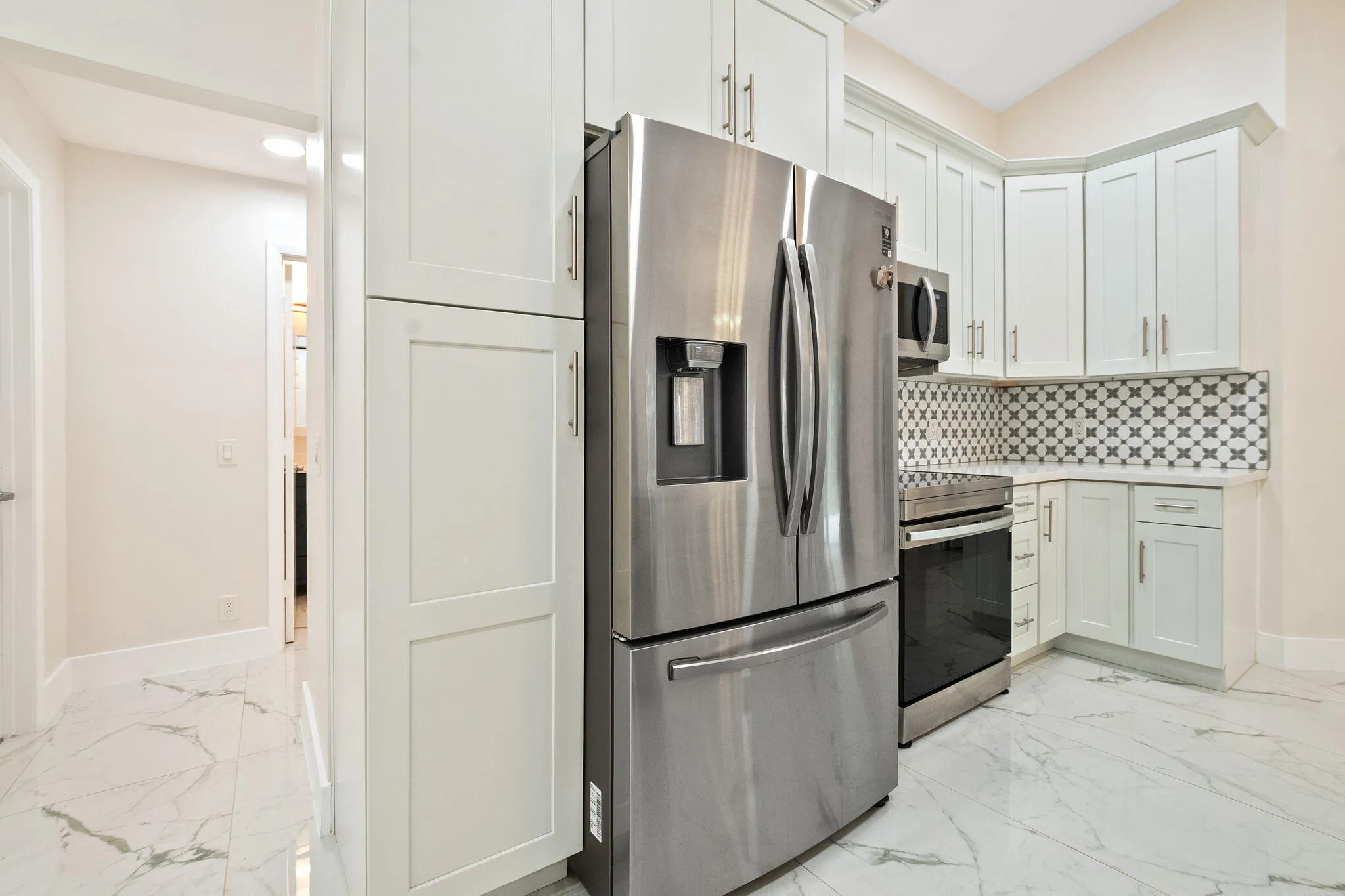 9-web-or-mls-4498-dogwood-cir