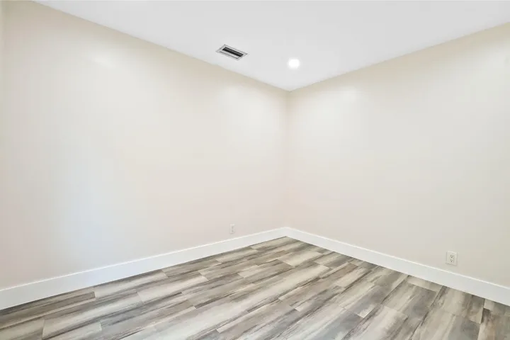 18-web-or-mls-4498-dogwood-cir