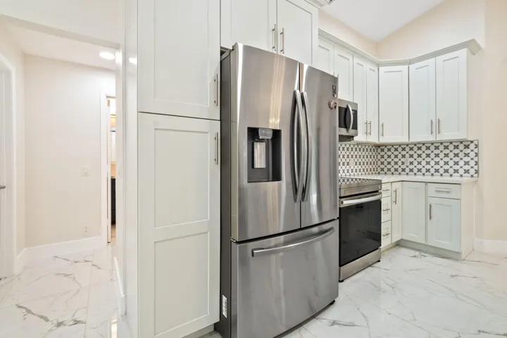 9-web-or-mls-4498-dogwood-cir