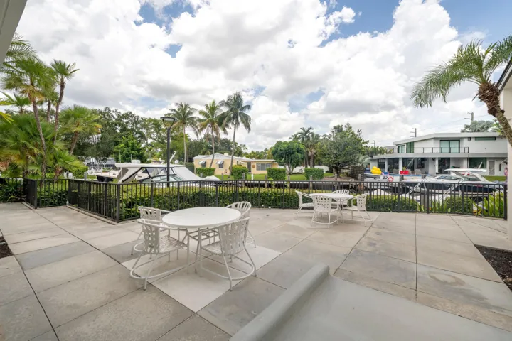 Club house Patio