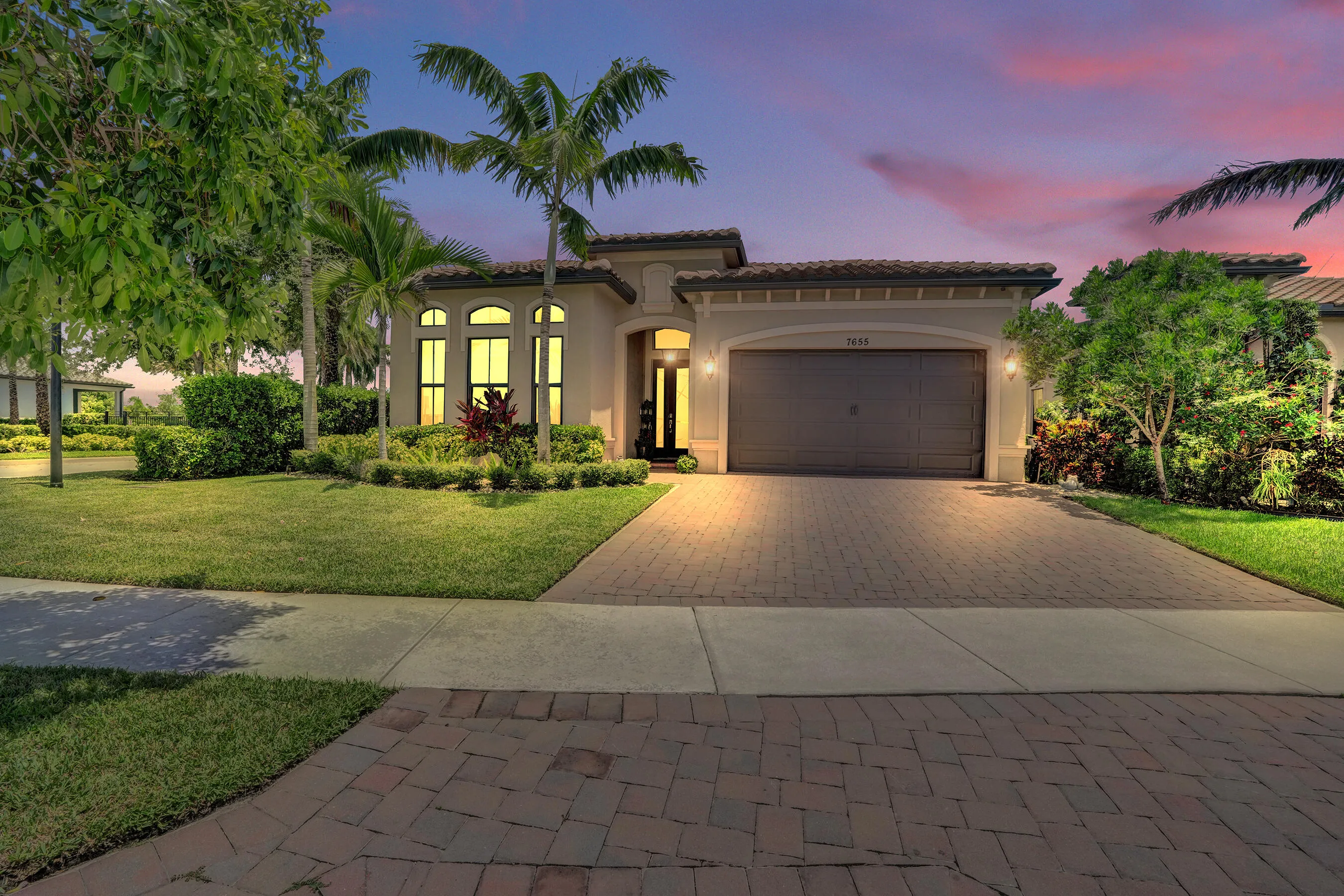 Contemporary stucco exterior