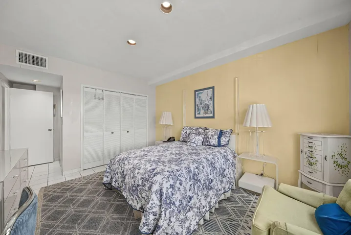 022-44CocoanutRow-PalmBeach-FL-33480-SMA
