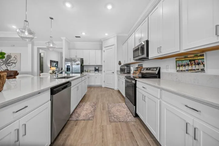 kitchen4.jpg-SMALL