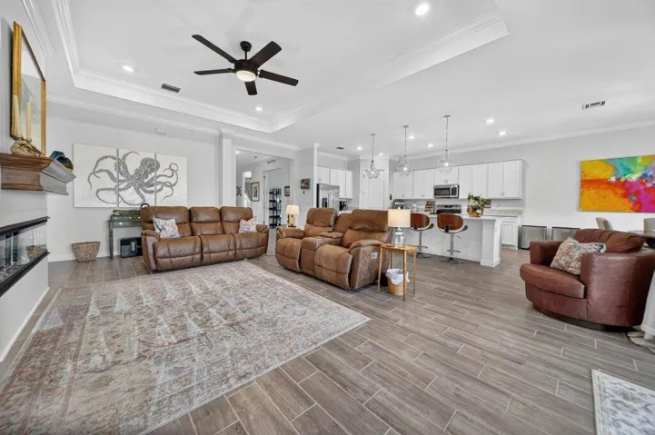 openliving1.jpg-SMALL
