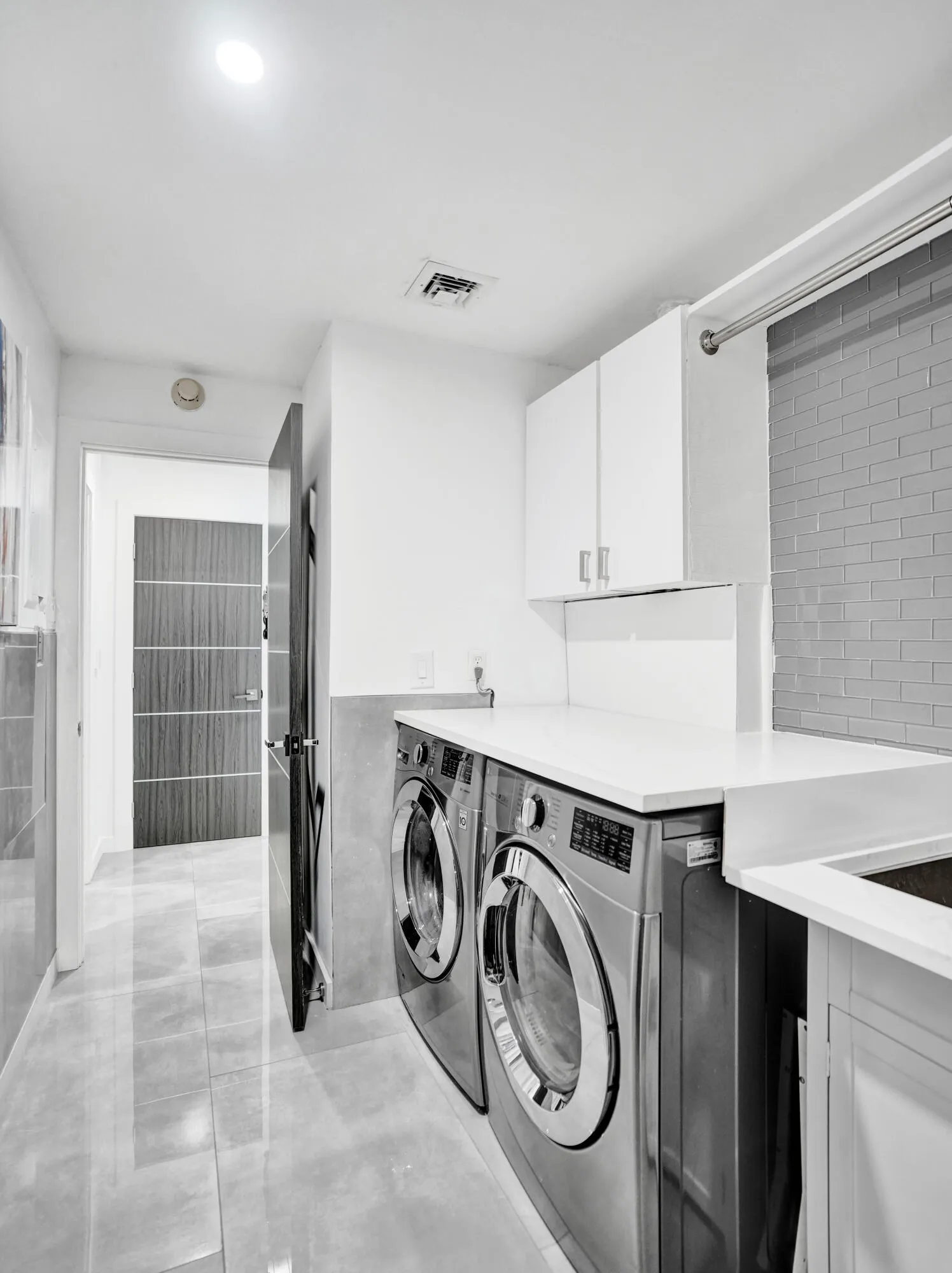 Laundry Room 2