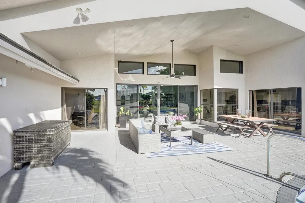 Outdoor Living
