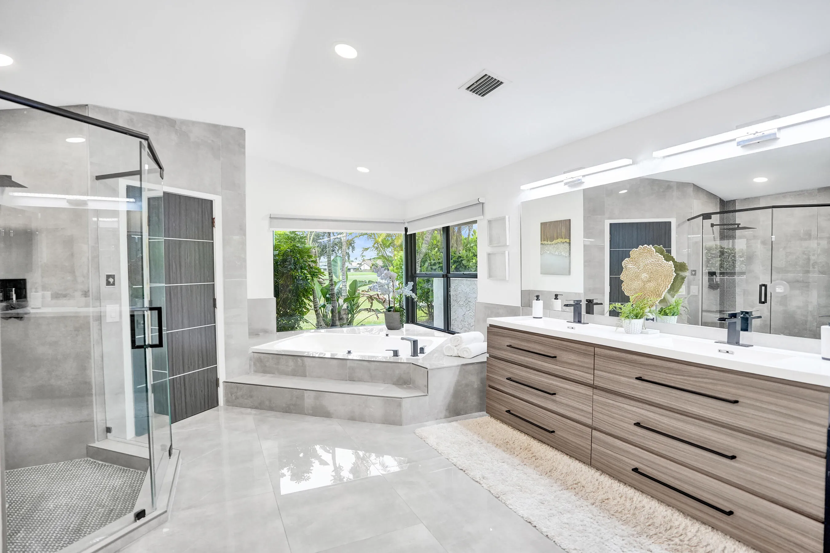 Soaking Tub