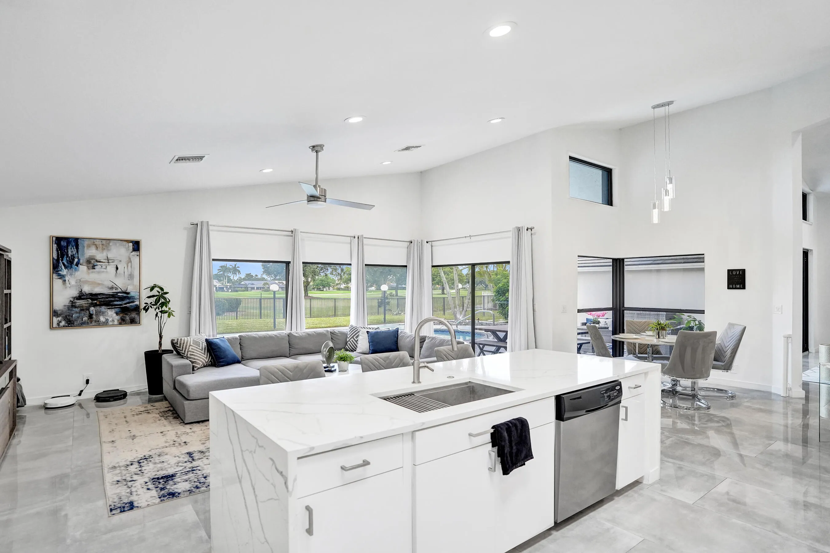 Open Kitchen