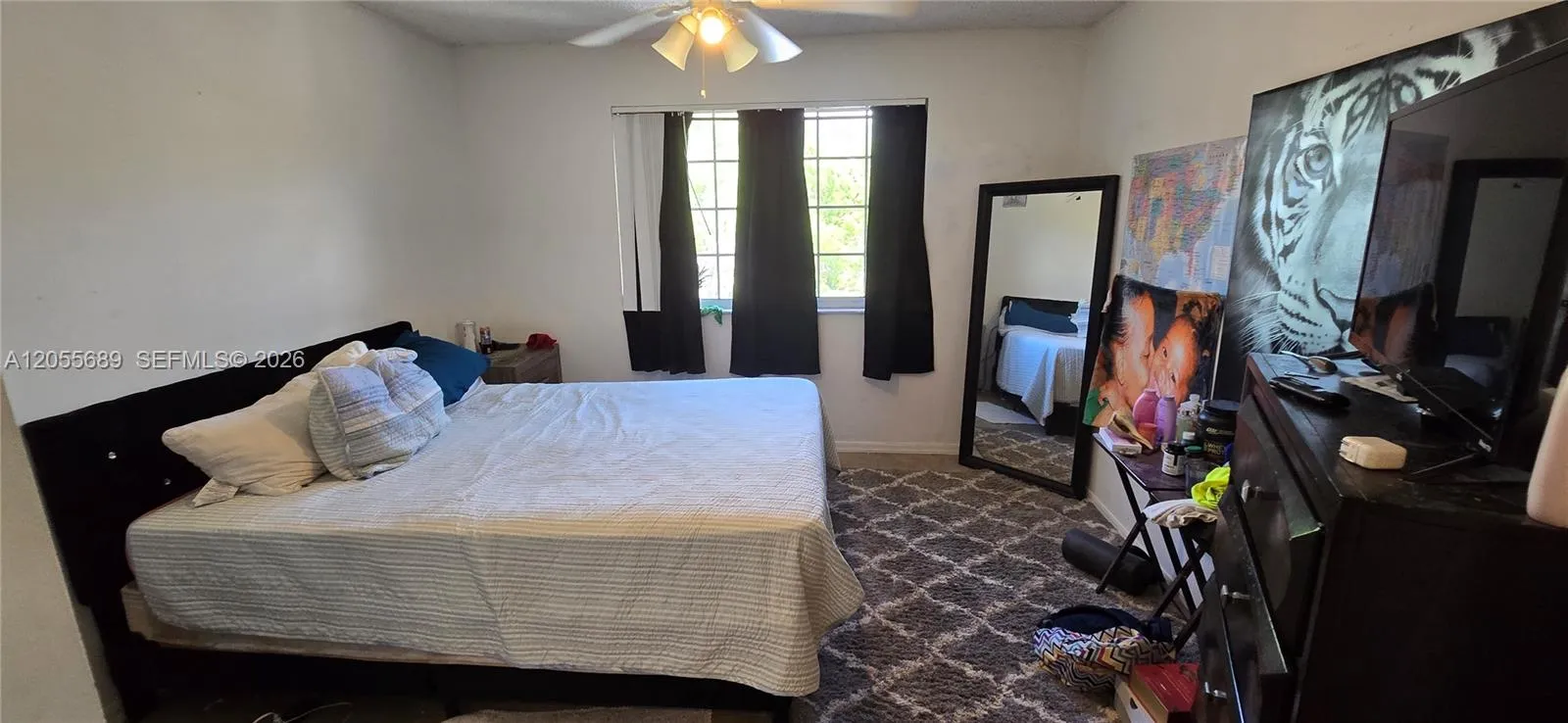 2nd bedroom