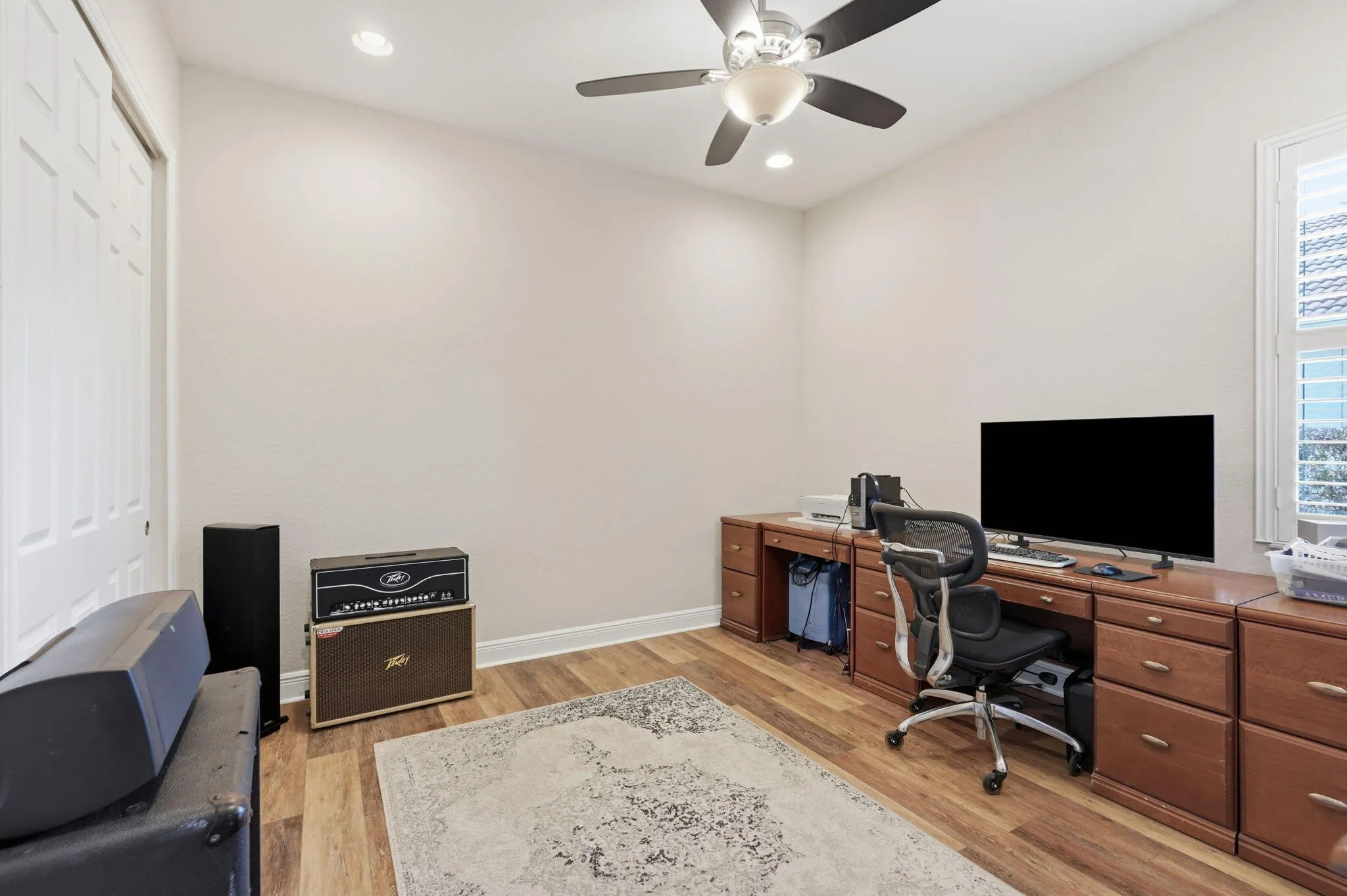 Property photo 40