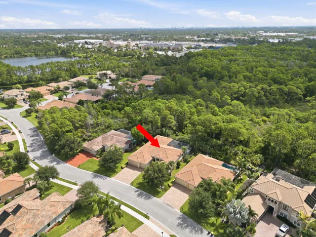 72-web-or-mls-2553_NW_Crystal_Lake_Dr_Dr