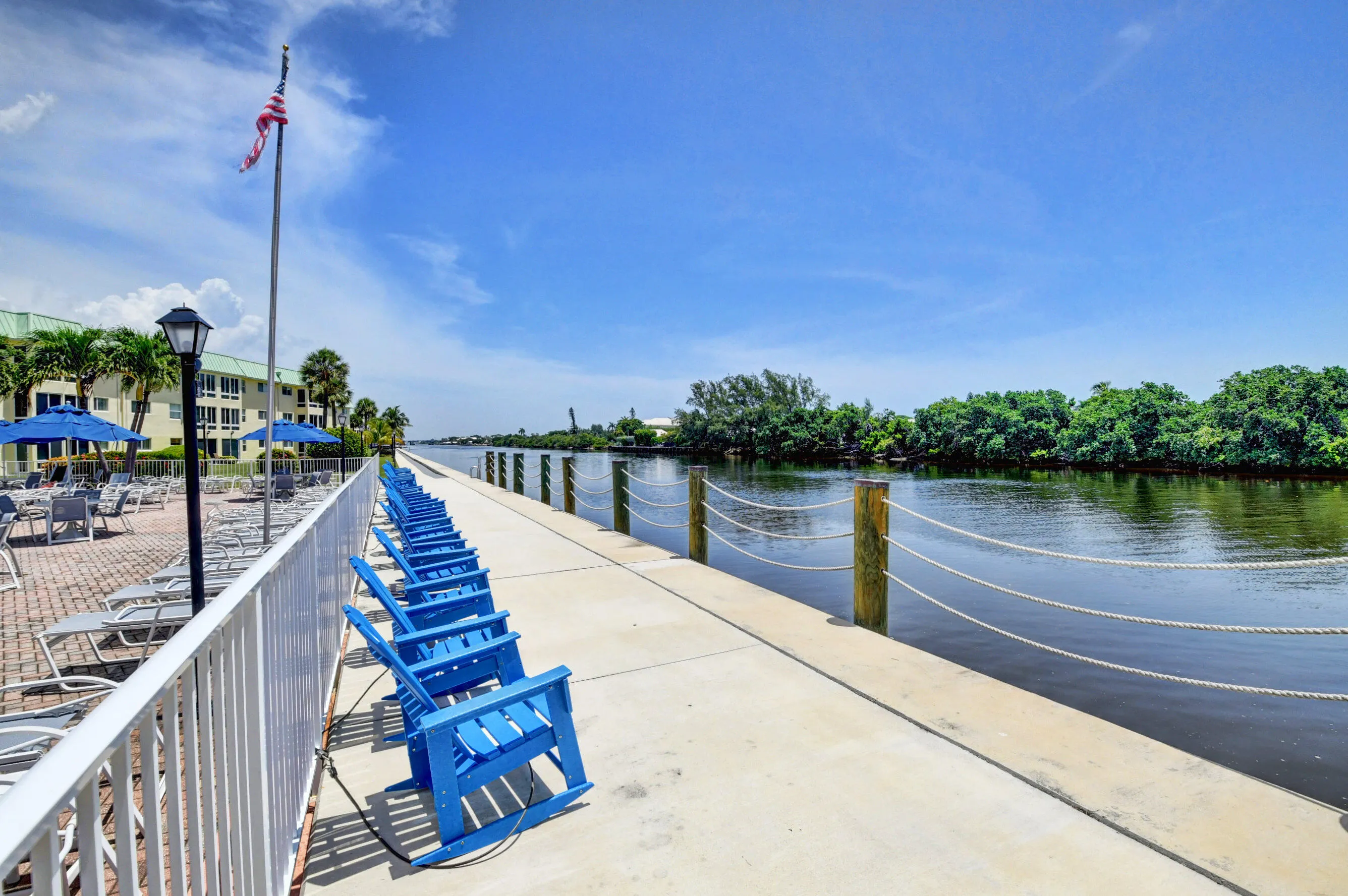 SEAWALL DECK