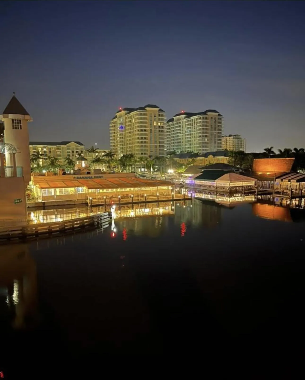 LOCAL WATERFRONT RESTURANTS