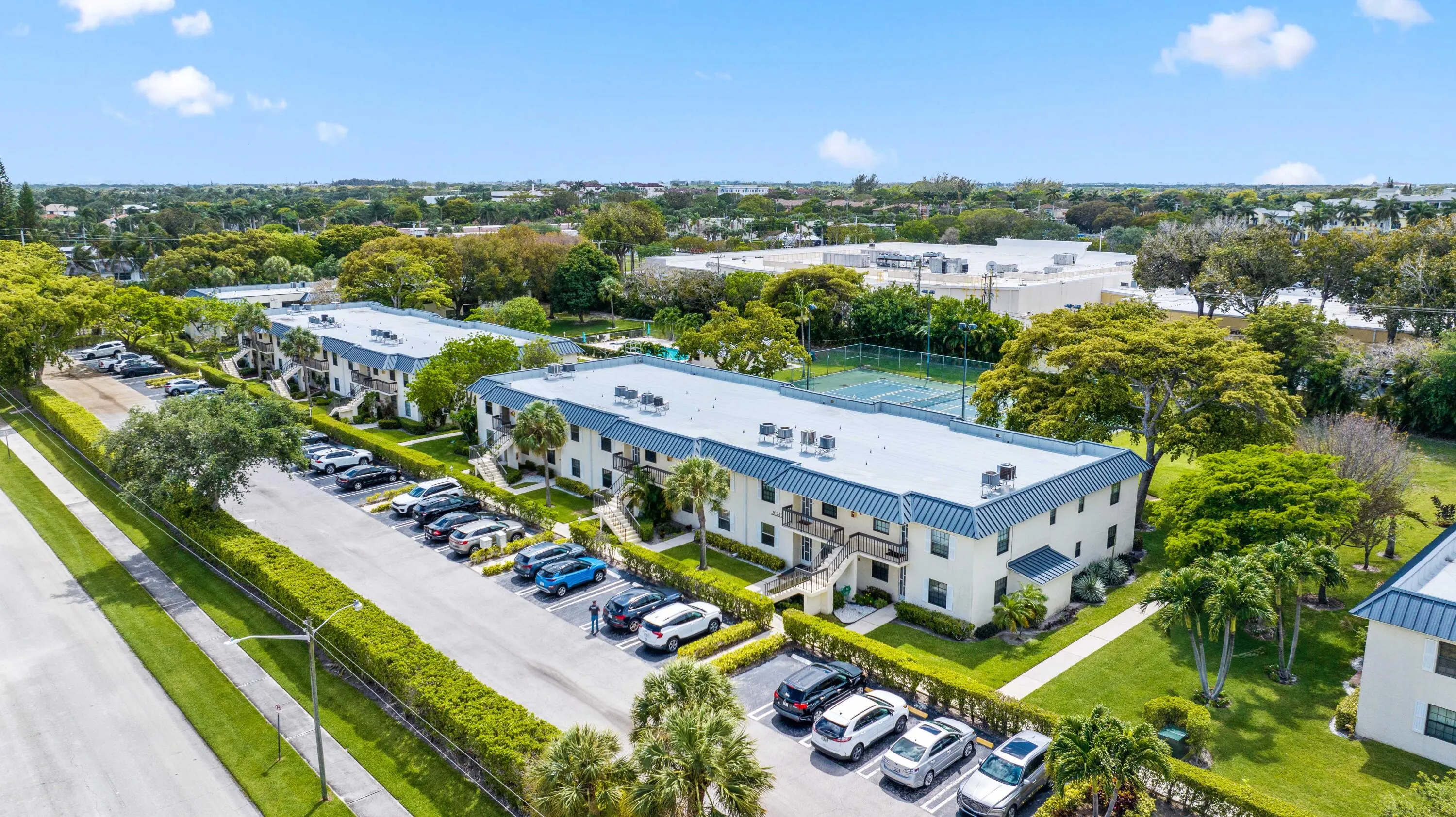 3020 Florida Blvd Aerial