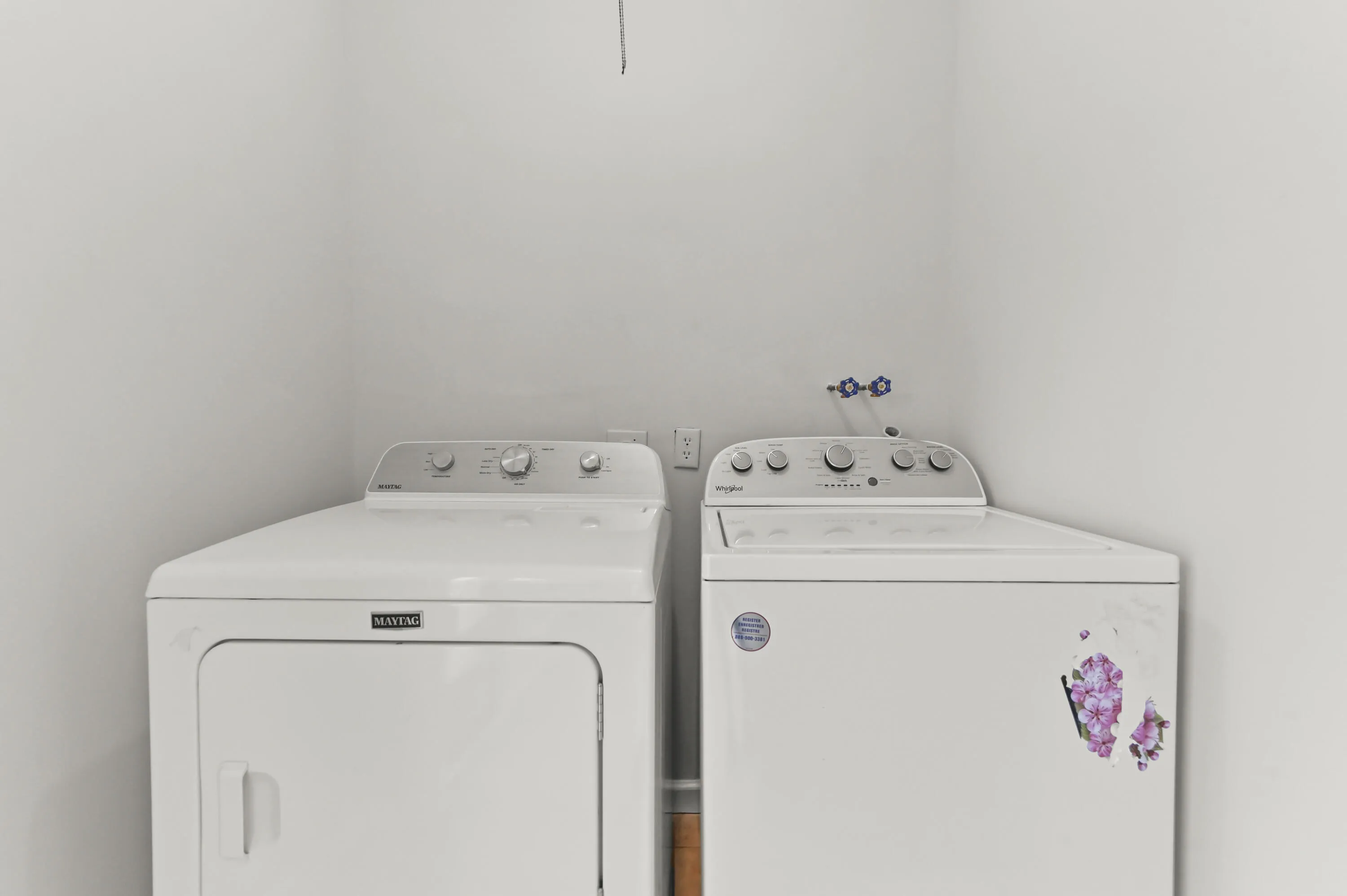25 Laundry Room 01
