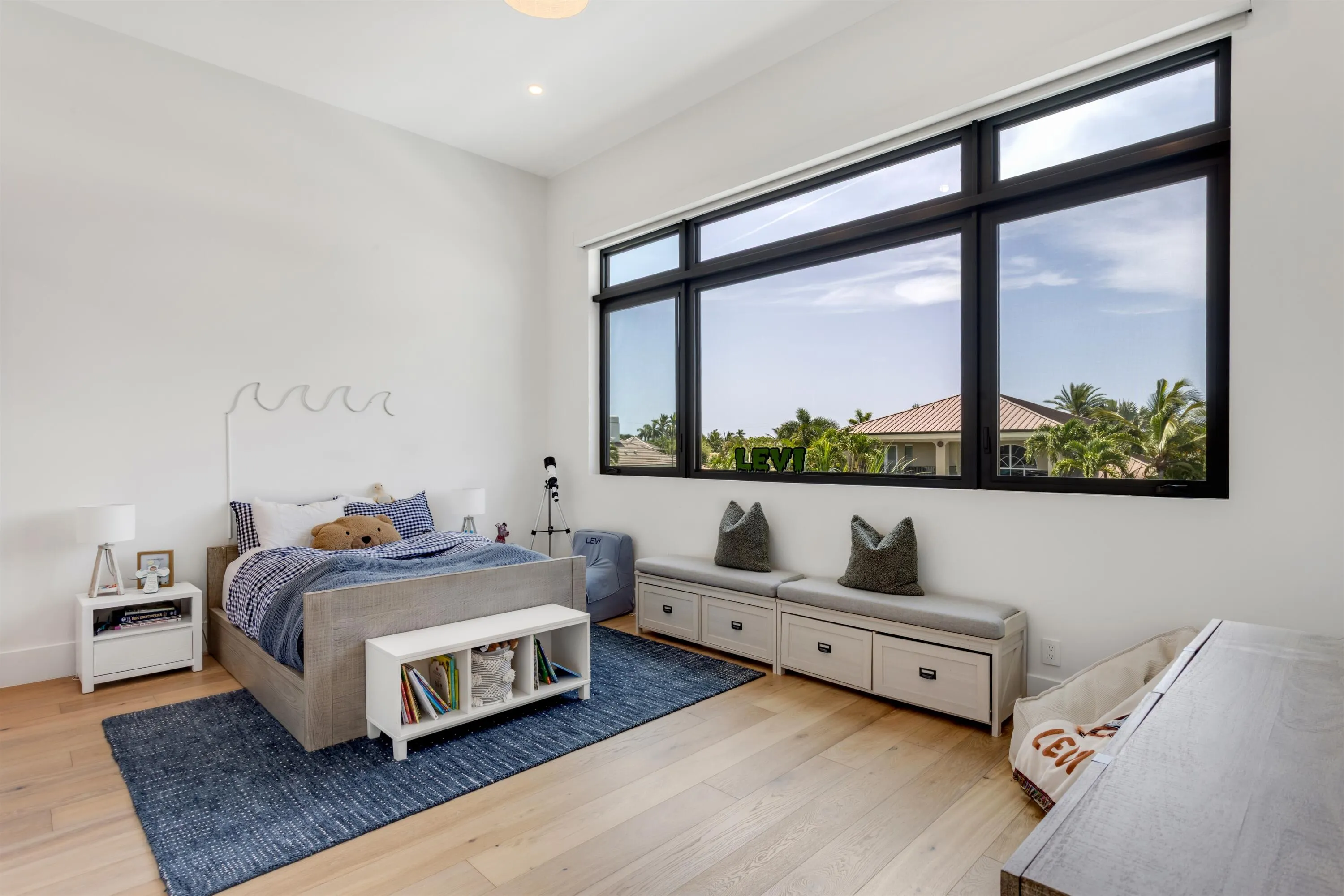 BEDROOM_2