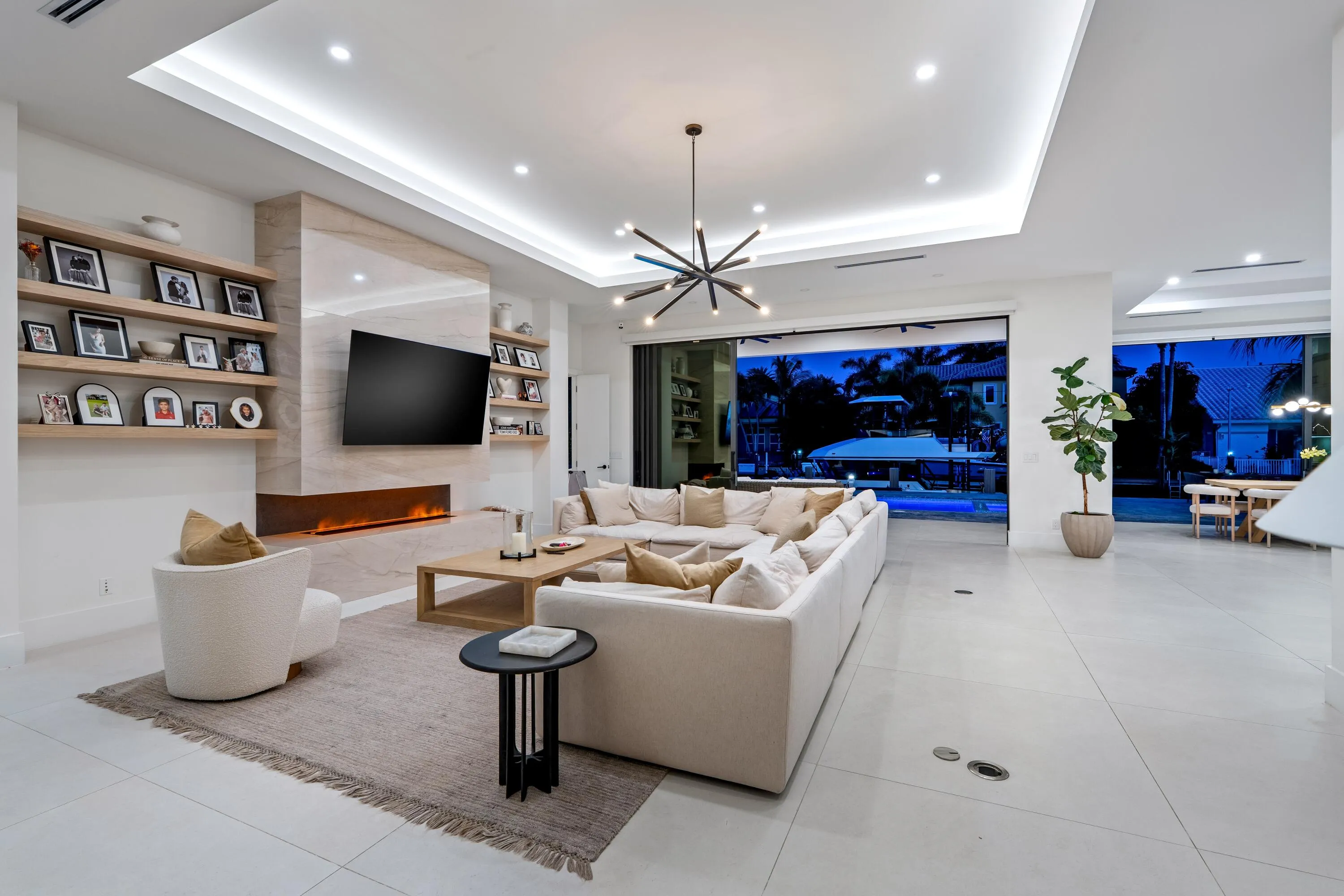 LIVING_ROOM_ANGLE_SUNSET