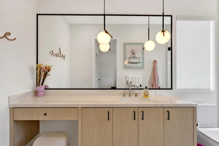 BATHROOM_3