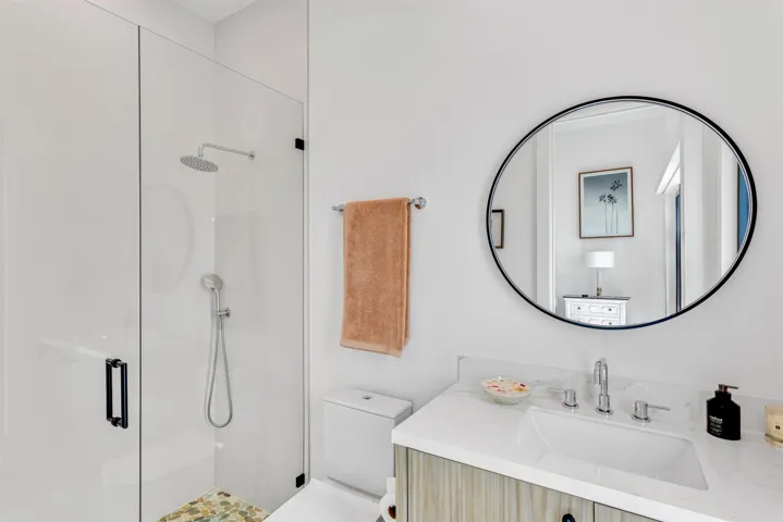 BATHROOM_1