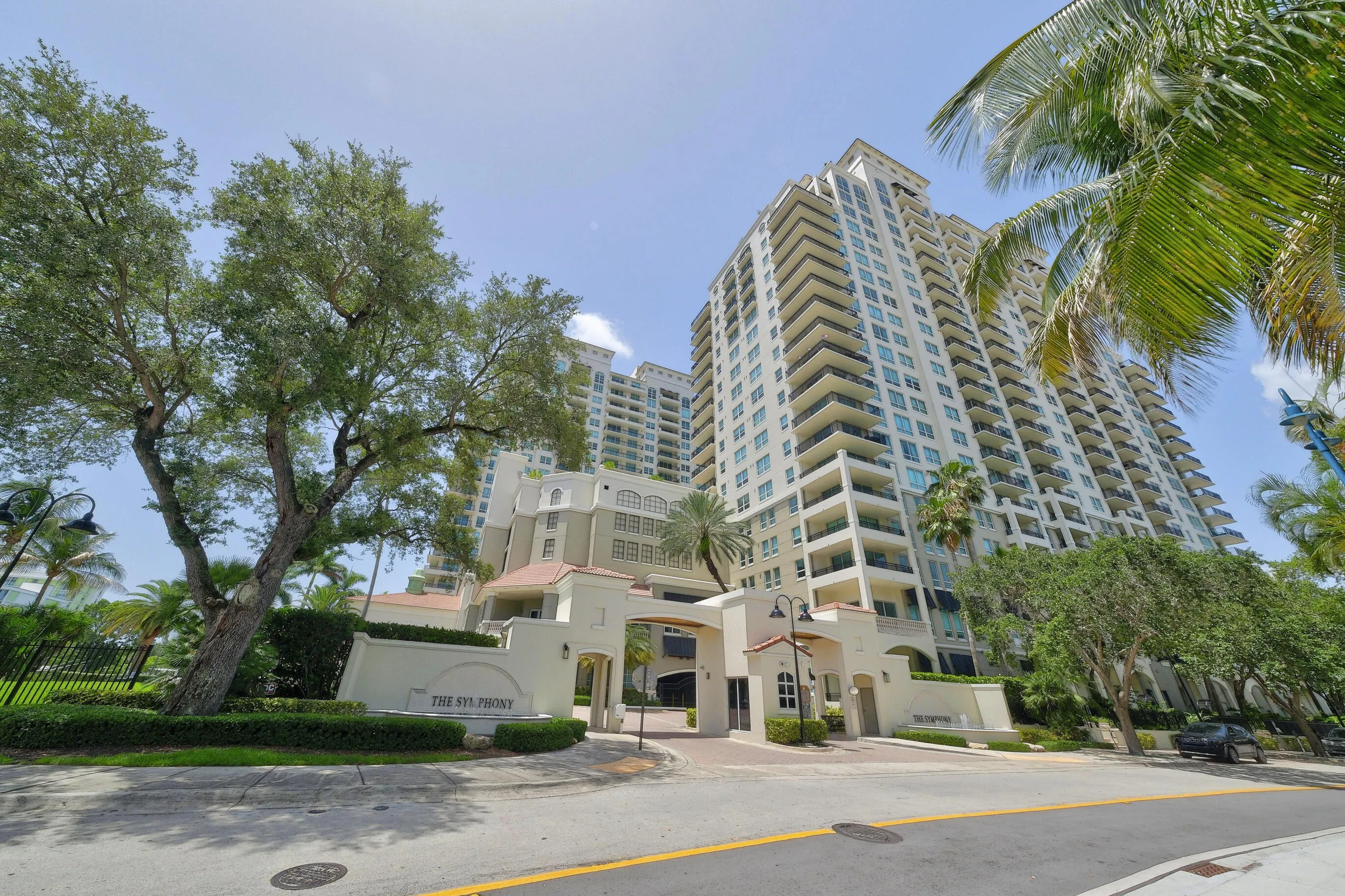 610 W Las Olas Blvd - The Symphony - Ft