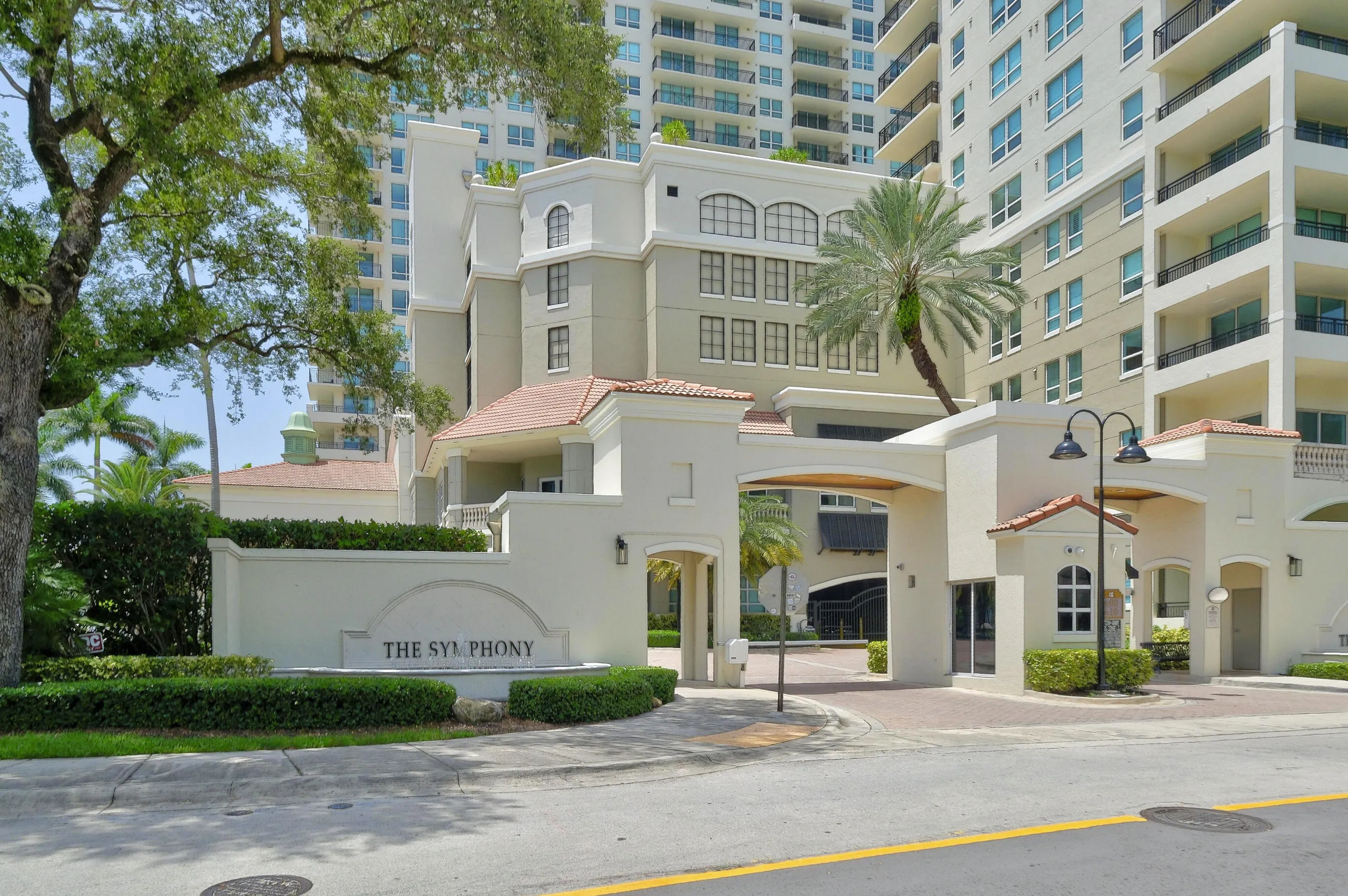 610 W Las Olas Blvd - The Symphony - Ft