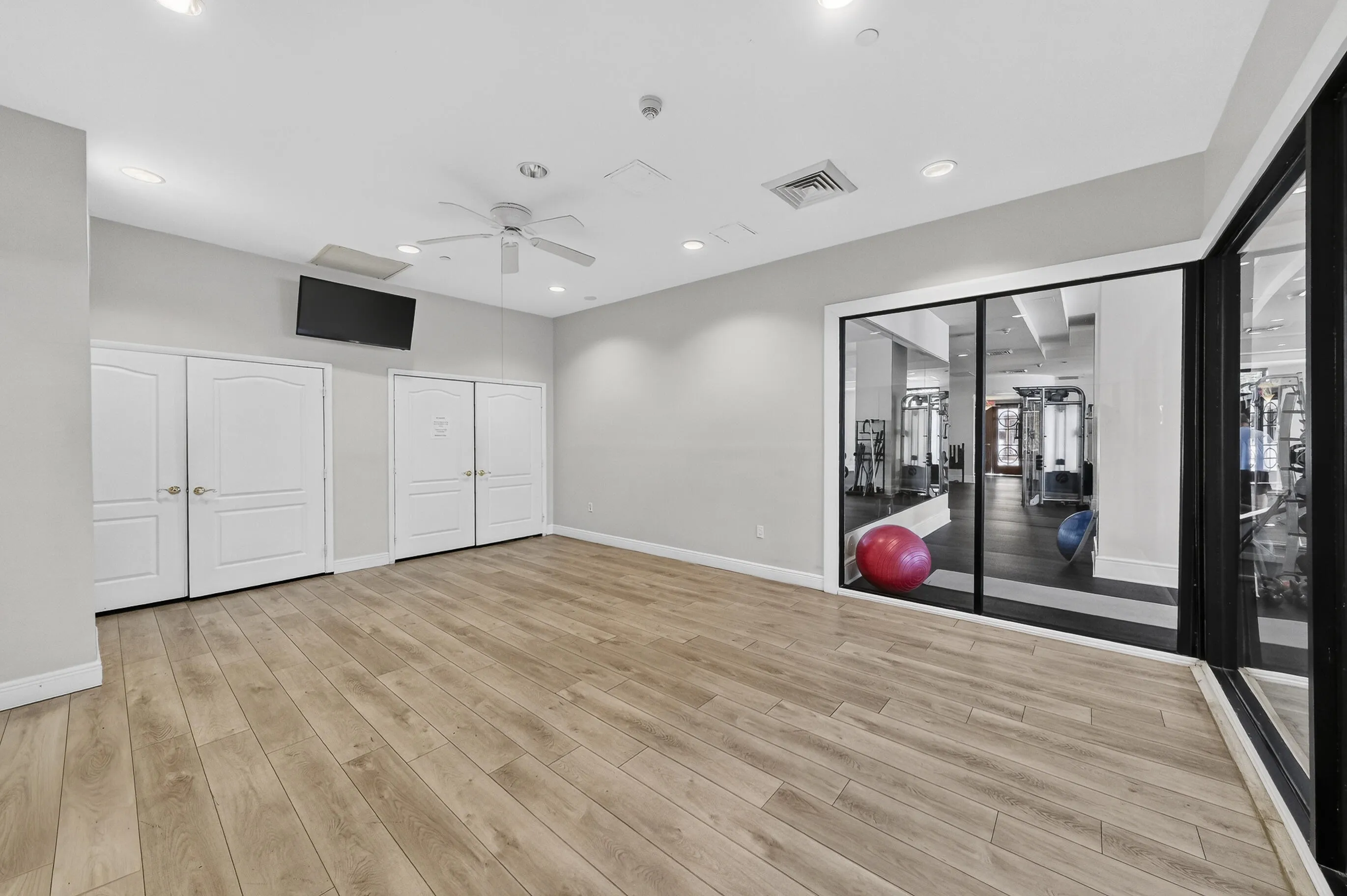 610 W Las Olas Blvd - The Symphony - Ft