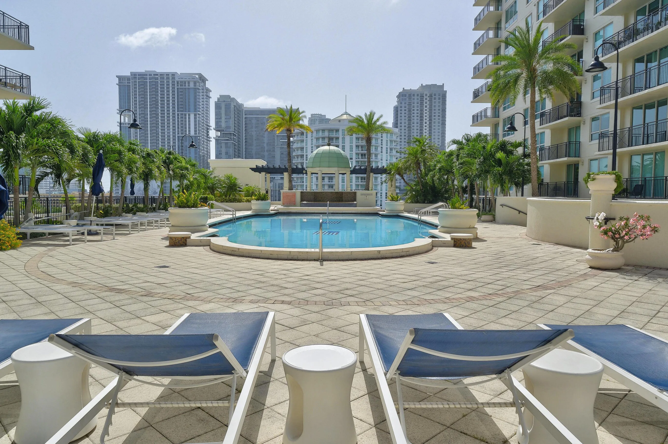 610 W Las Olas Blvd - The Symphony - Ft