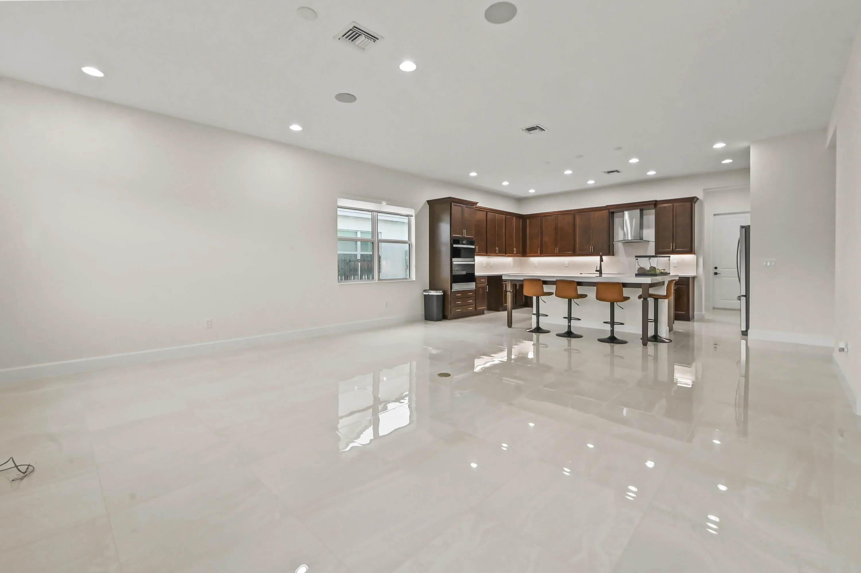 12 Dining room 02